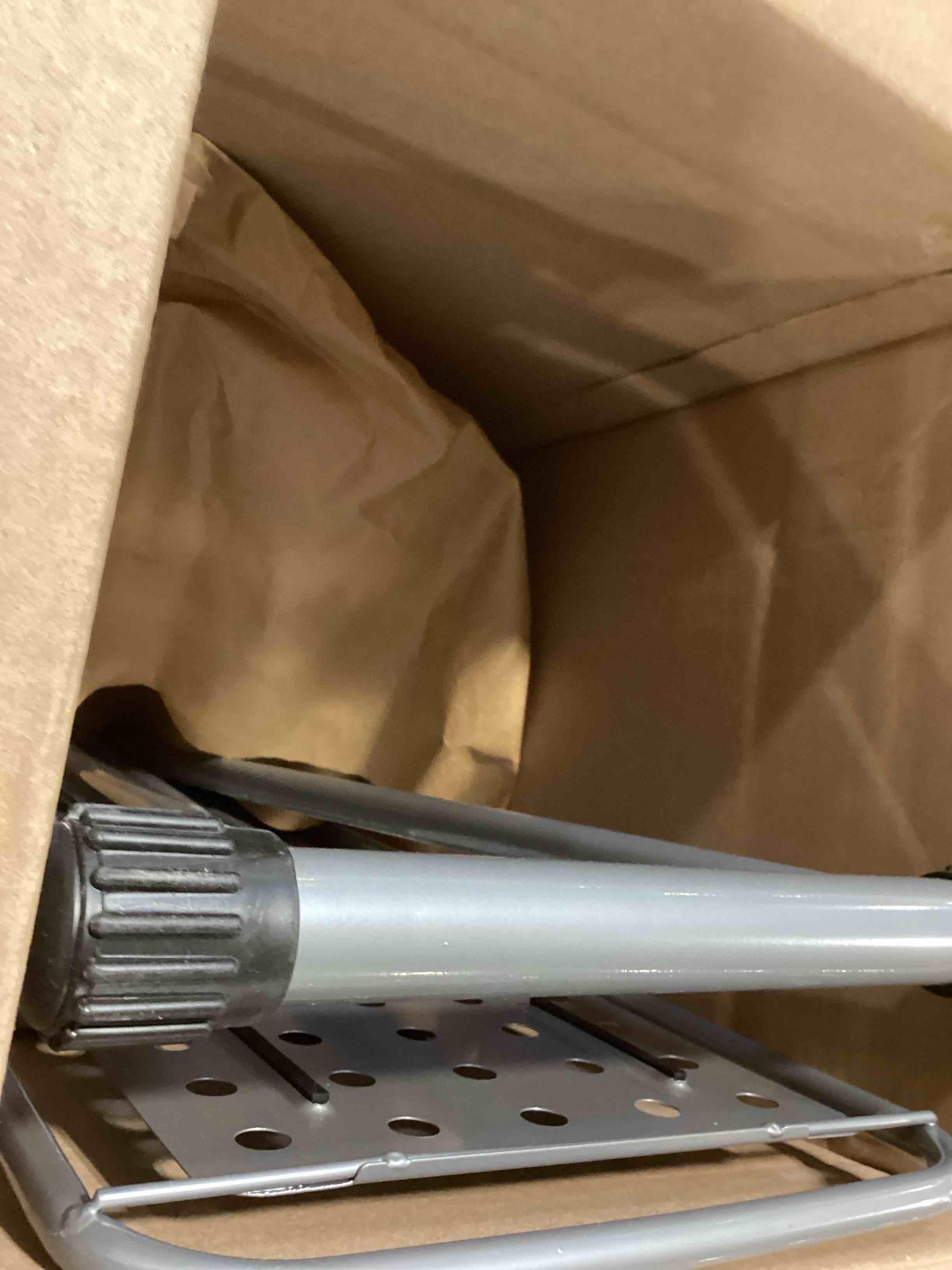 https://s3.amazonaws.com/lotting-images-prod/bidfta/PPE1733247_1747656798445.jpeg
