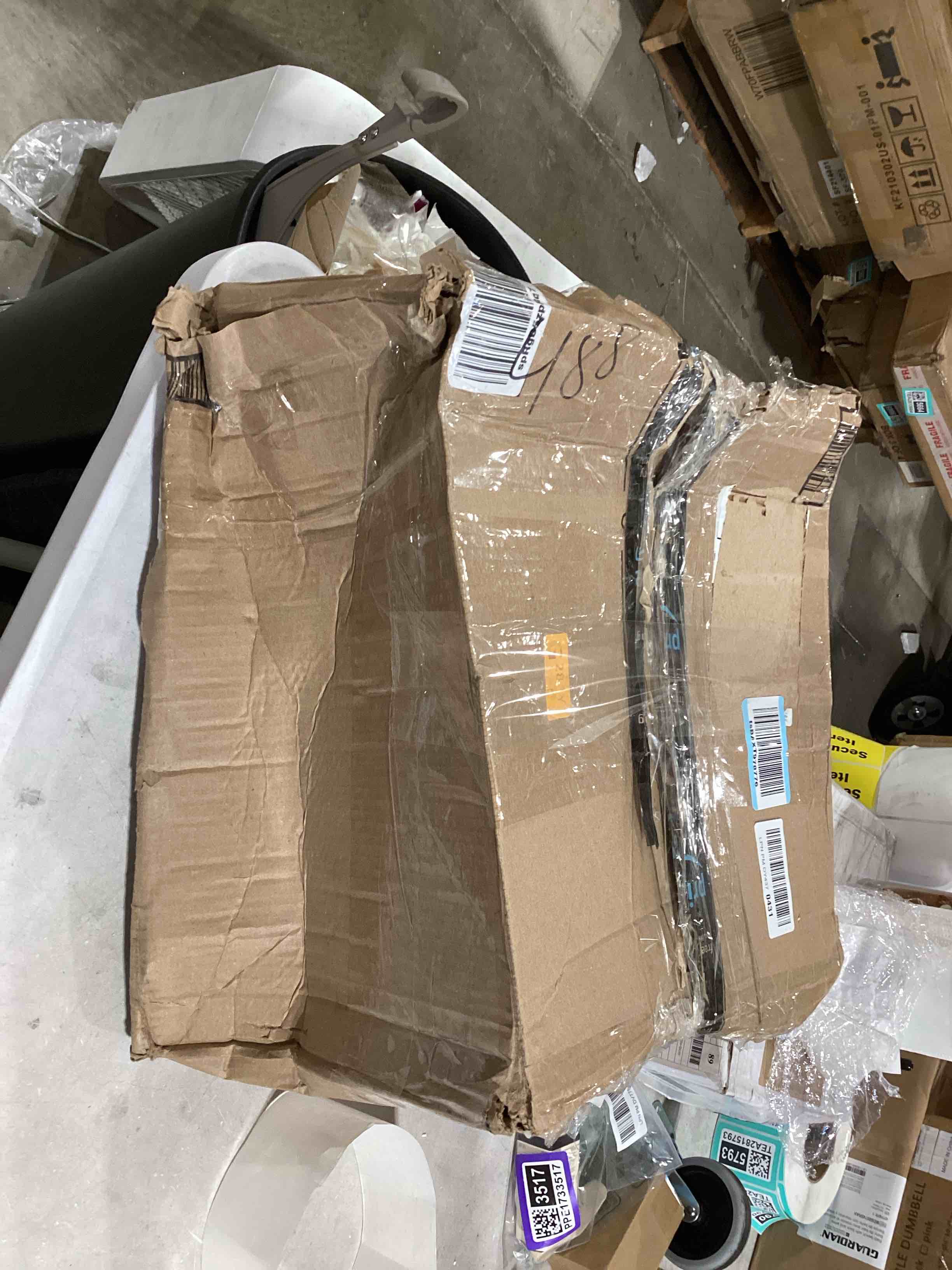 https://s3.amazonaws.com/lotting-images-prod/bidfta/PPE1734233_1750420539953.jpeg