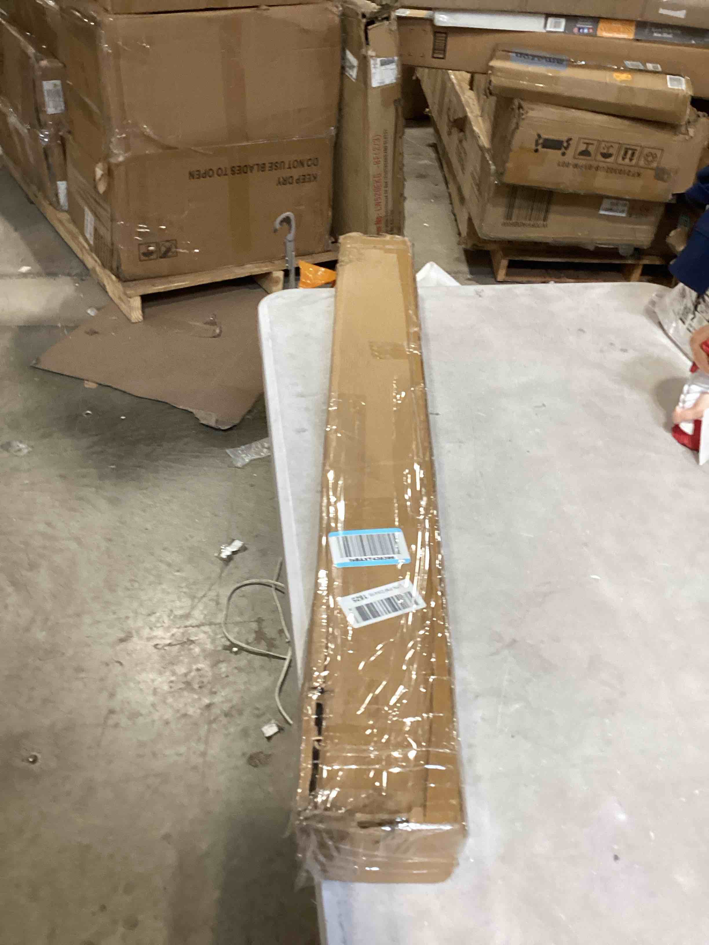 https://s3.amazonaws.com/lotting-images-prod/bidfta/PPE1734267_1750434325442.jpeg