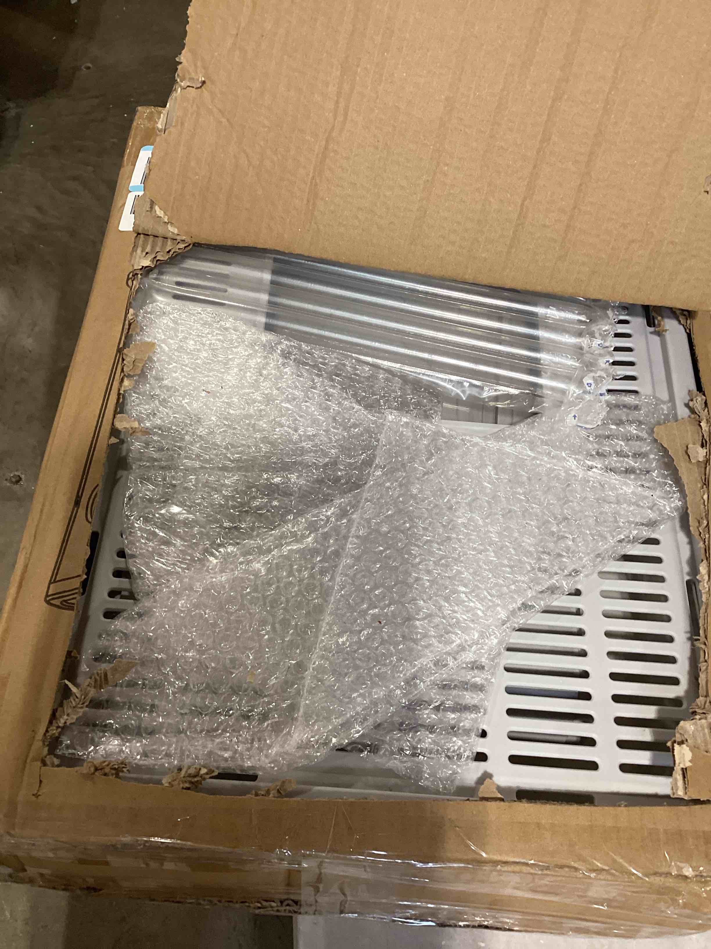 https://s3.amazonaws.com/lotting-images-prod/bidfta/PPE1734361_1750768080612.jpeg