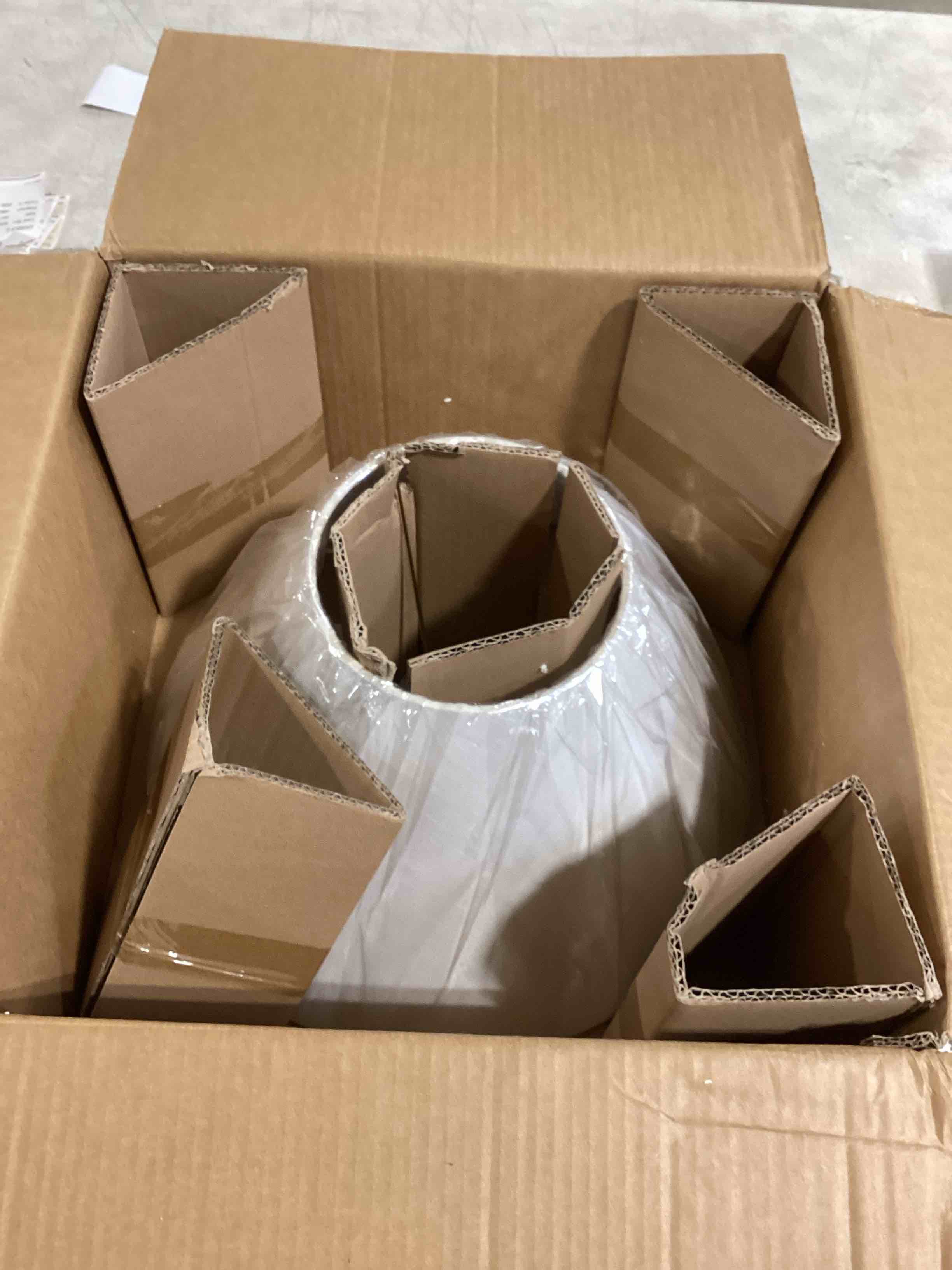 https://s3.amazonaws.com/lotting-images-prod/bidfta/PPE1734887_1751985233634.jpeg