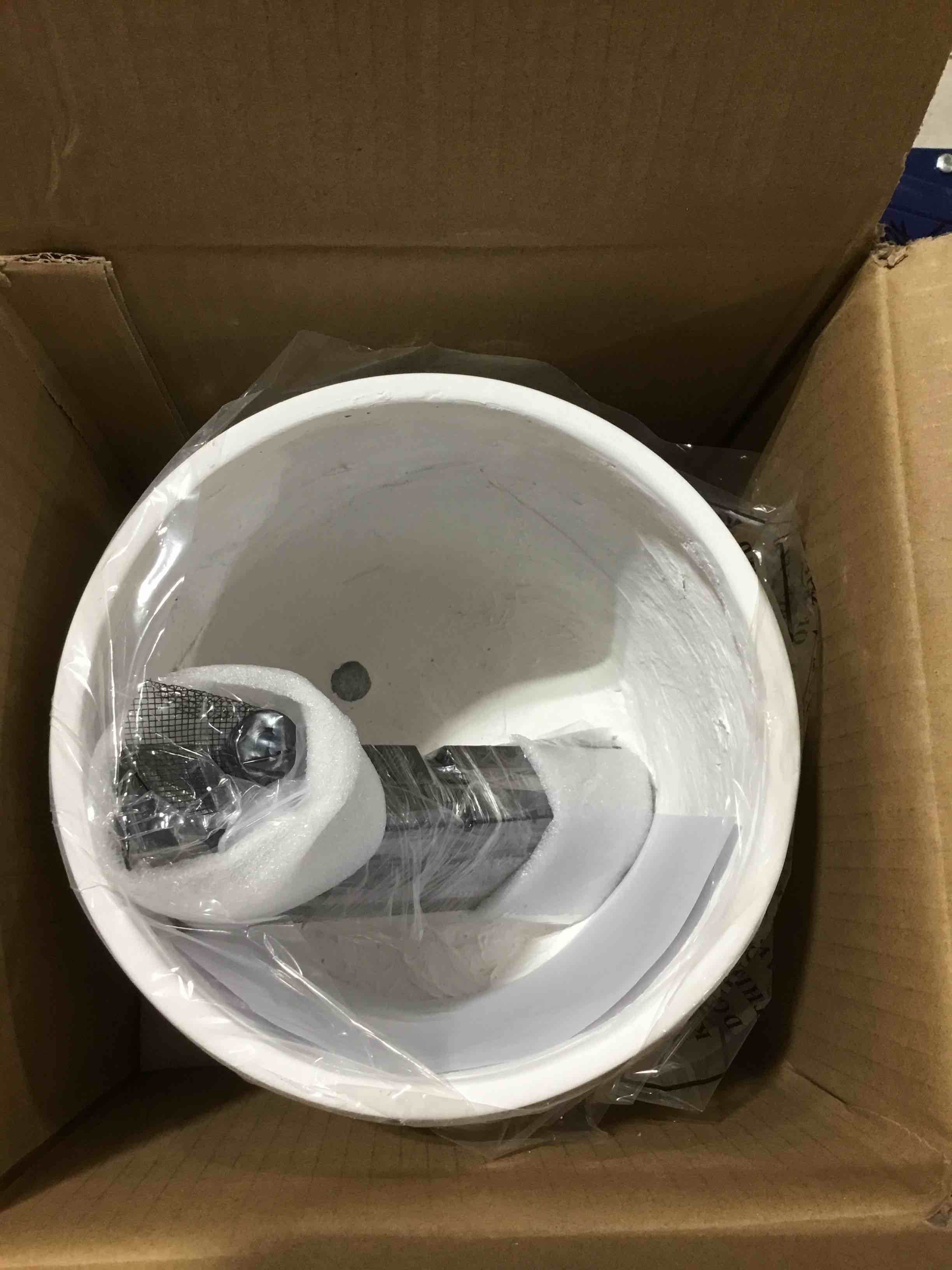 https://s3.amazonaws.com/lotting-images-prod/bidfta/PPE1734981_1752059607567.jpeg