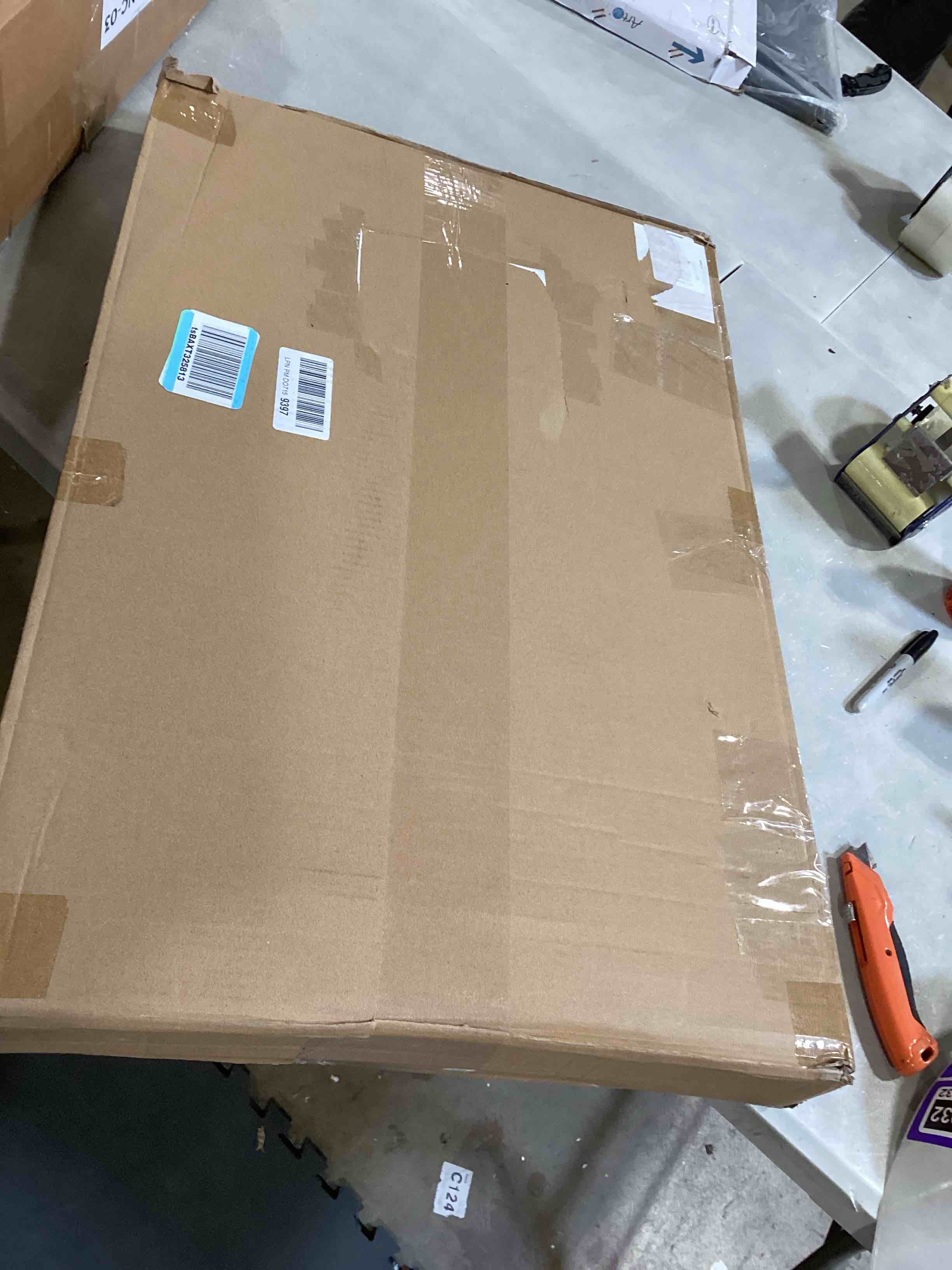 https://s3.amazonaws.com/lotting-images-prod/bidfta/PPE1735032_1744134972210.jpeg