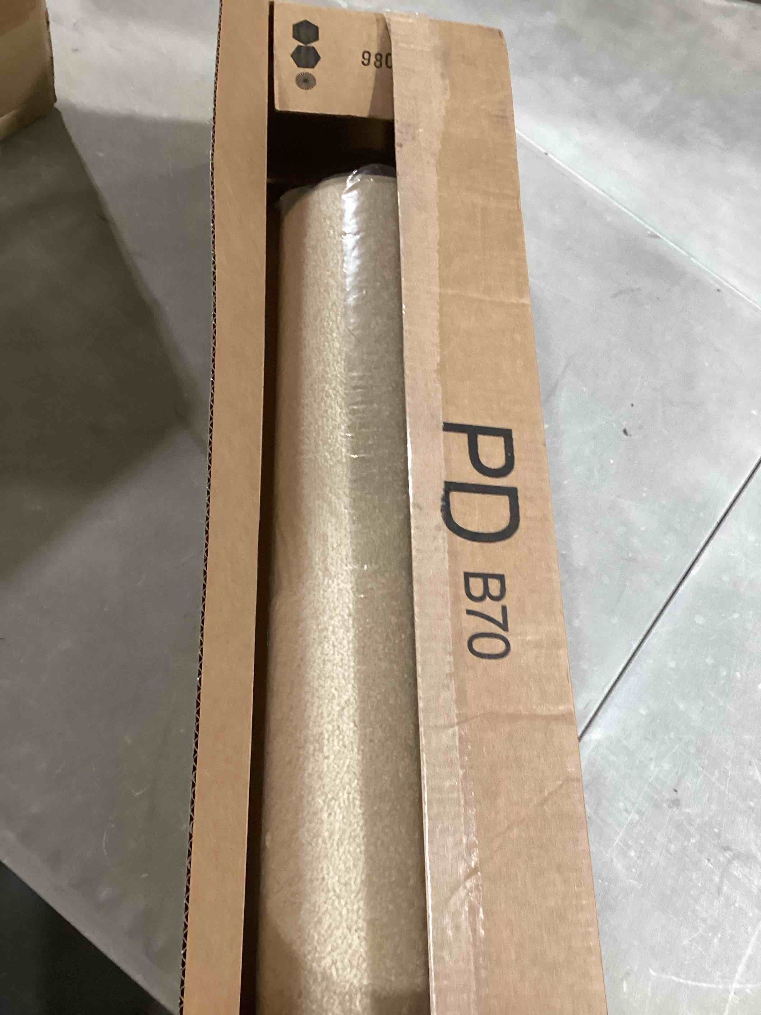 https://s3.amazonaws.com/lotting-images-prod/bidfta/PPE1735532_1744724383245.jpeg