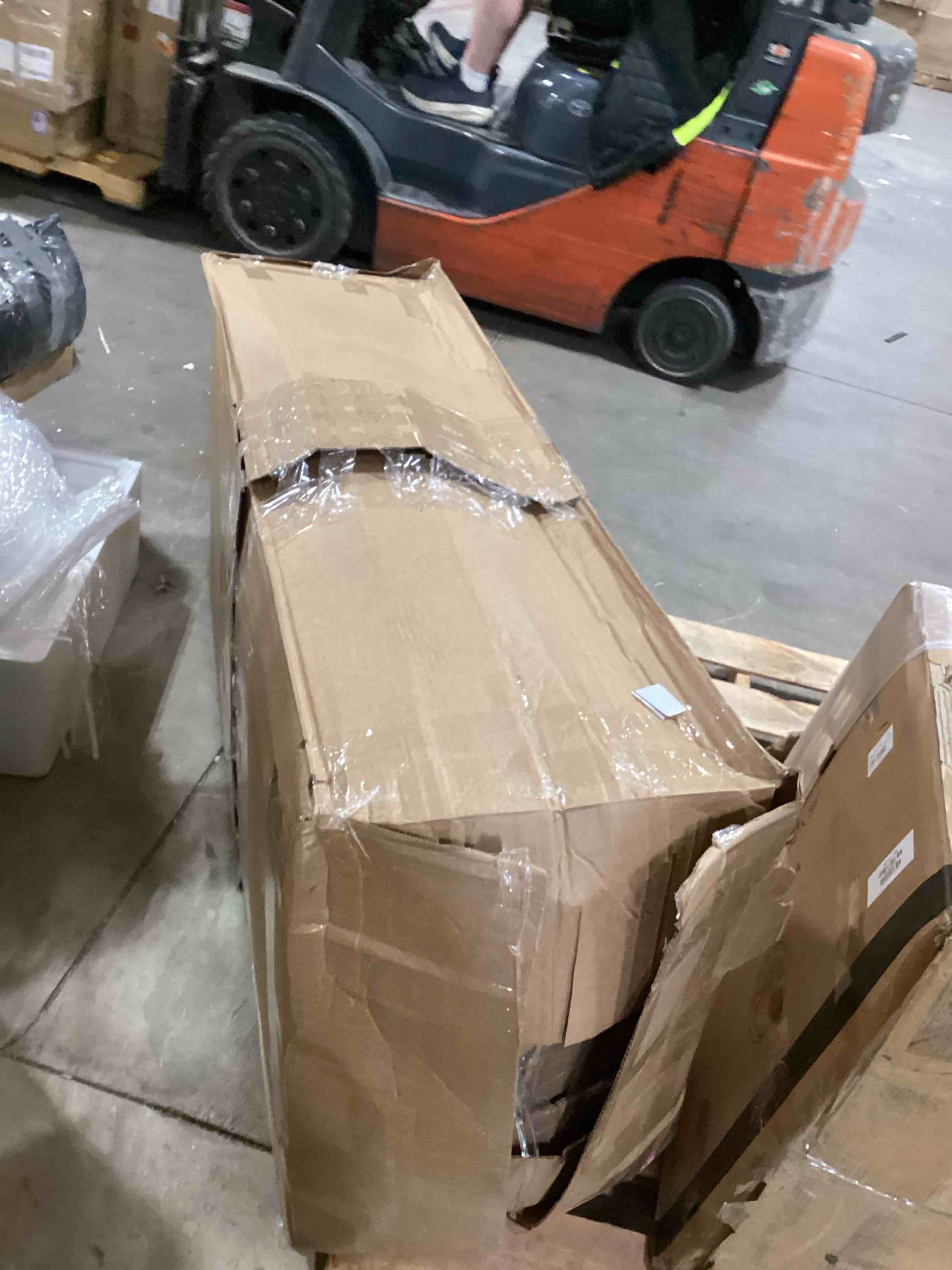 https://s3.amazonaws.com/lotting-images-prod/bidfta/PPE1735951_1744998003203.jpeg