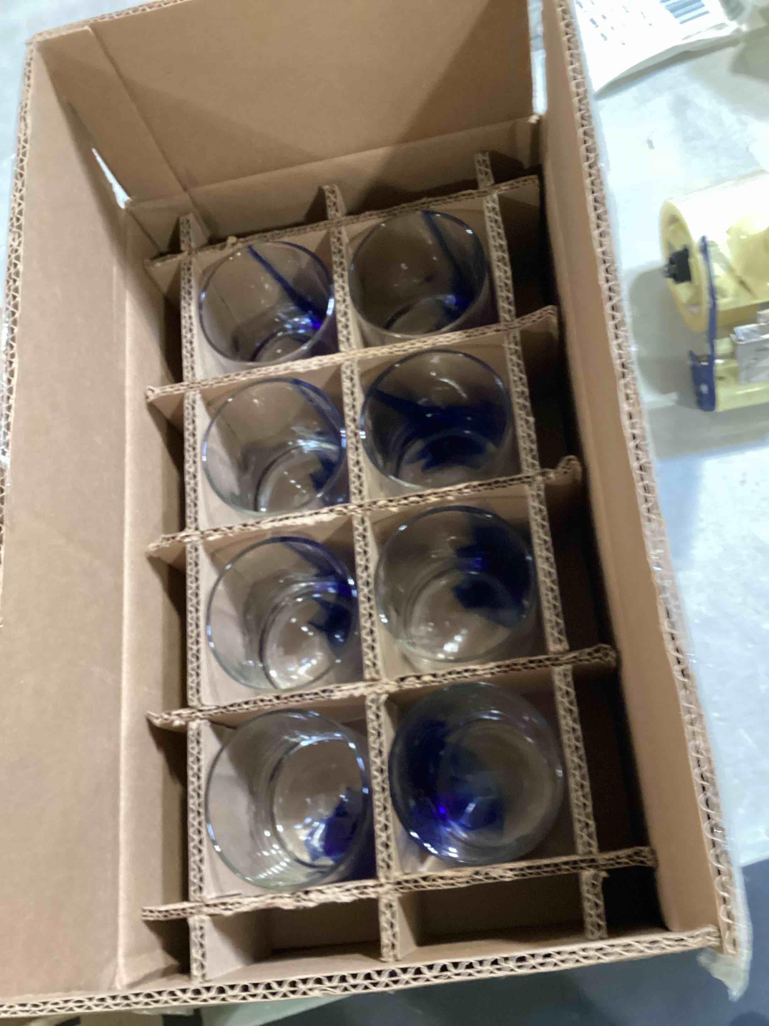 https://s3.amazonaws.com/lotting-images-prod/bidfta/PPE1736188_1745332970975.jpeg
