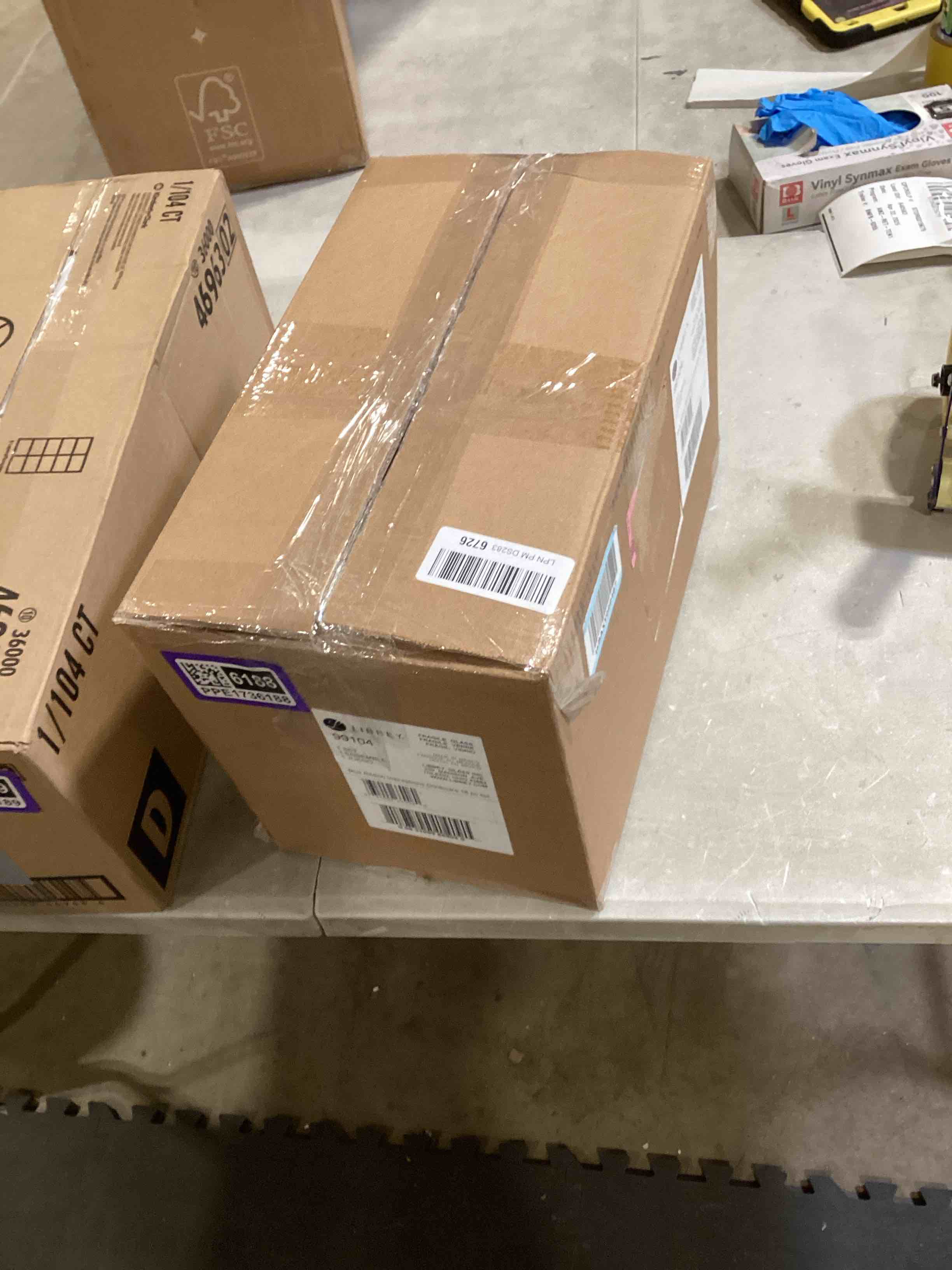 https://s3.amazonaws.com/lotting-images-prod/bidfta/PPE1736188_1745332990349.jpeg