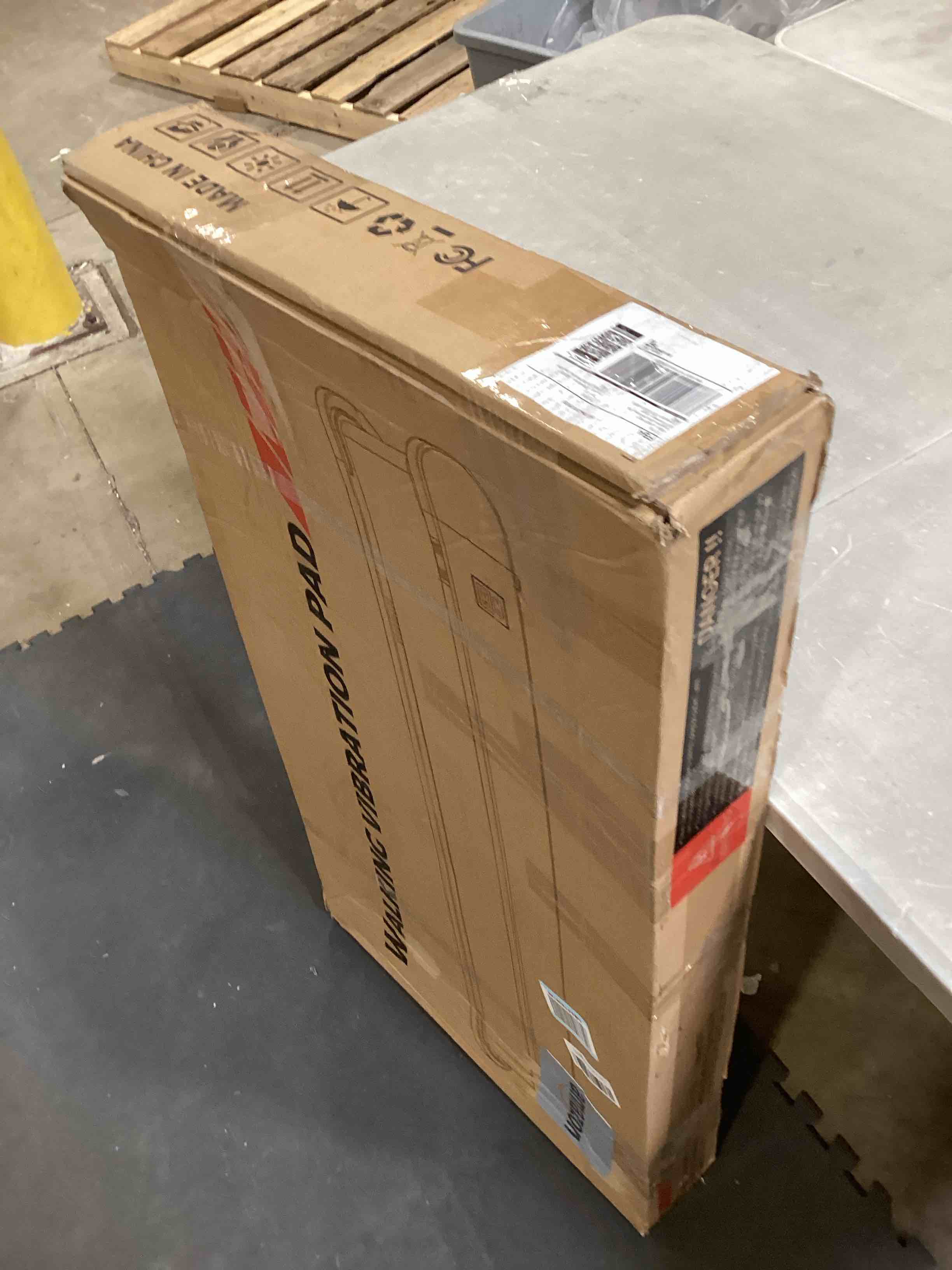https://s3.amazonaws.com/lotting-images-prod/bidfta/PPE1736586_1745515064073.jpeg