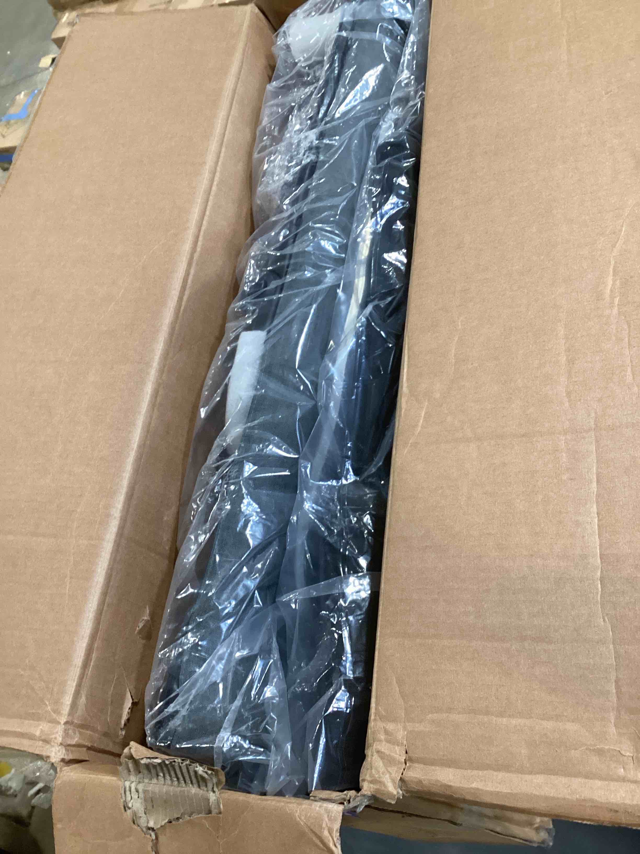 https://s3.amazonaws.com/lotting-images-prod/bidfta/PPE1736787_1745850512568.jpeg