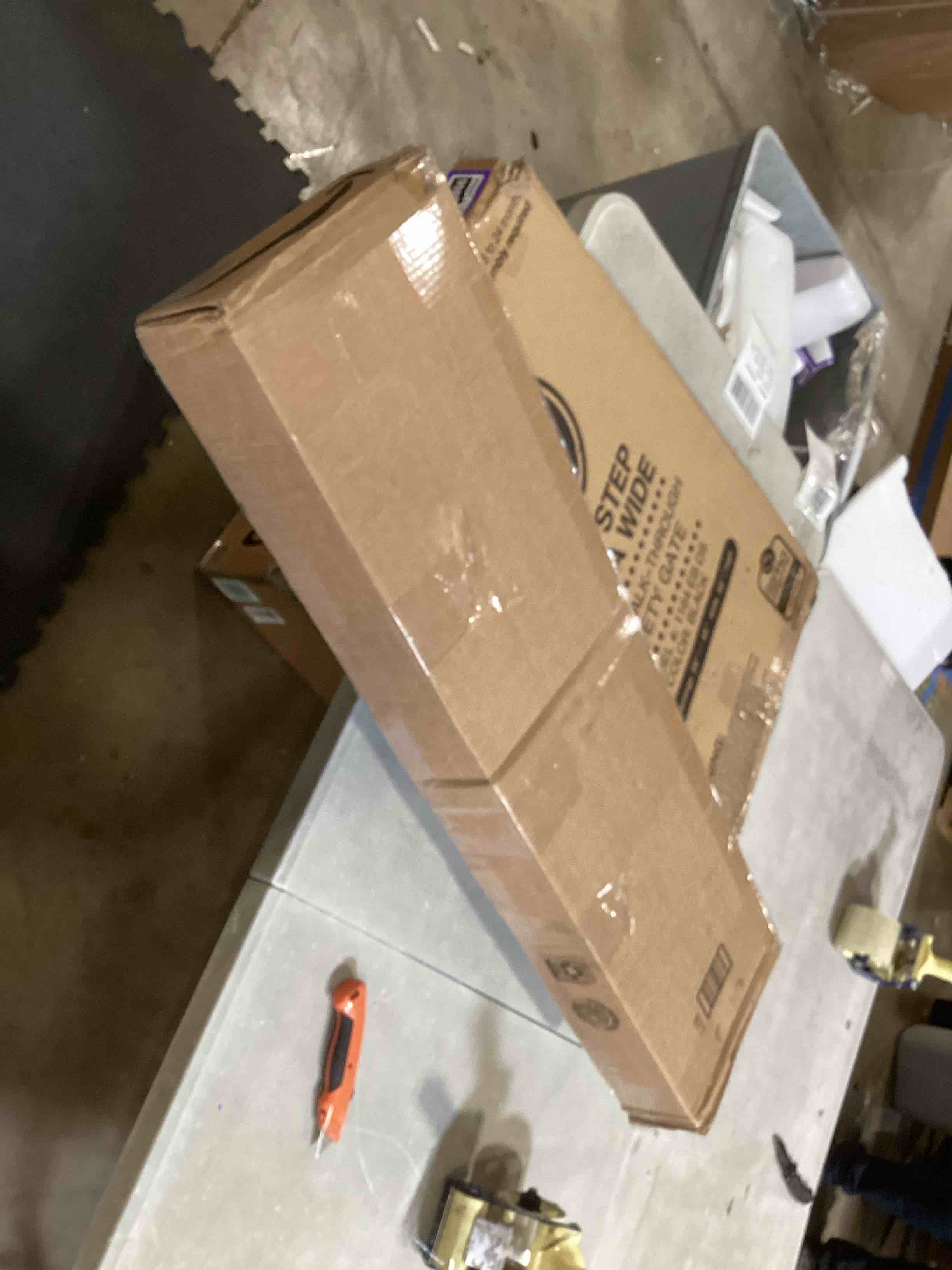 https://s3.amazonaws.com/lotting-images-prod/bidfta/PPE1736867_1745861537727.jpeg