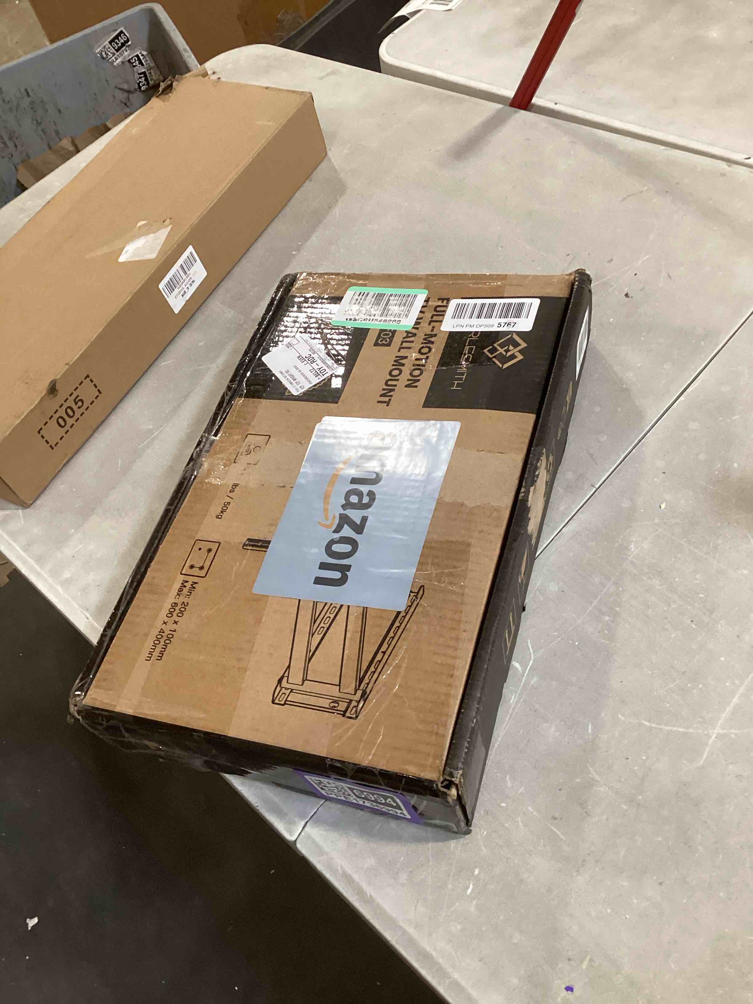 https://s3.amazonaws.com/lotting-images-prod/bidfta/PPE1736994_1745953771552.jpeg