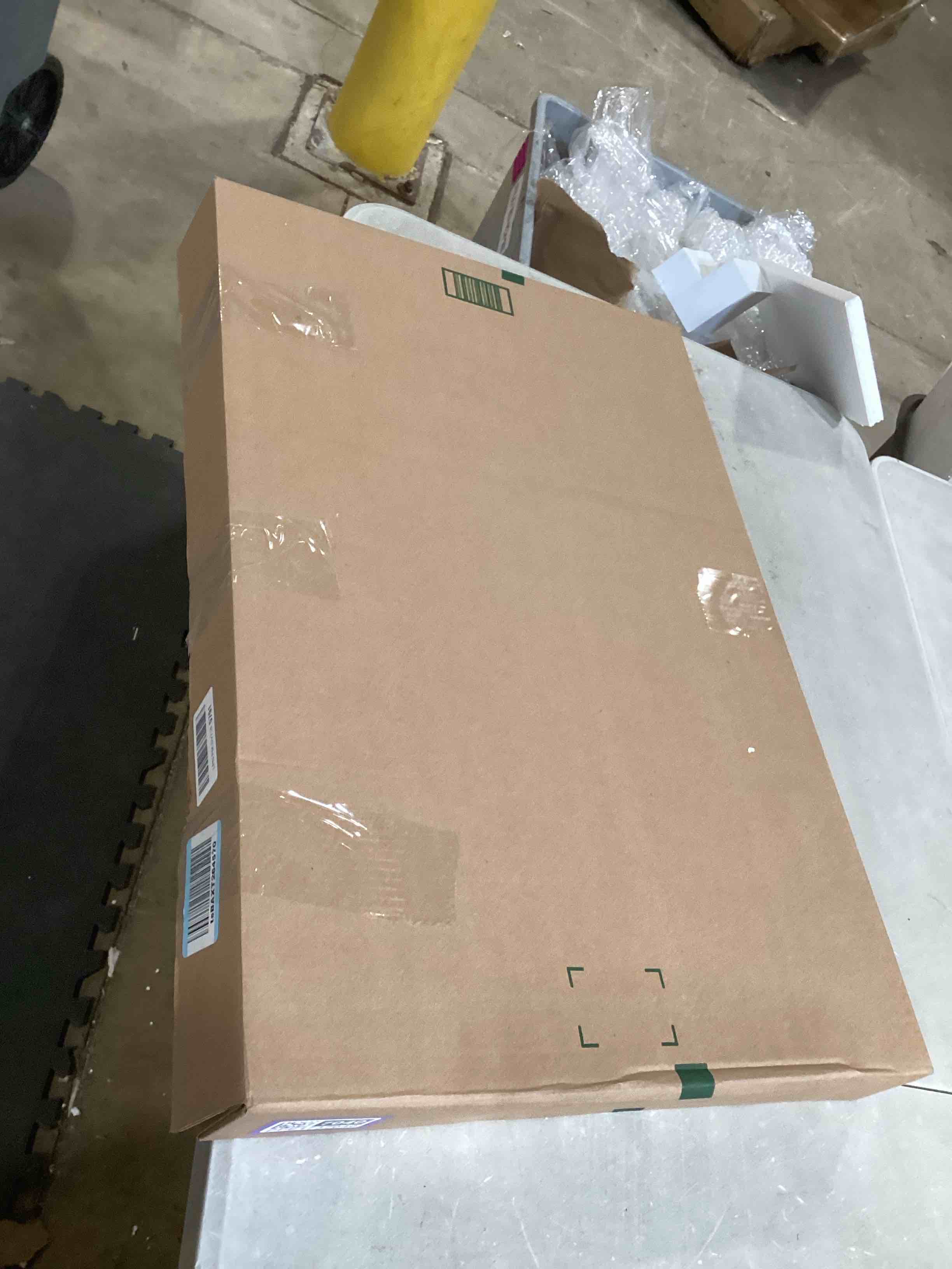 https://s3.amazonaws.com/lotting-images-prod/bidfta/PPE1737040_1746033752669.jpeg