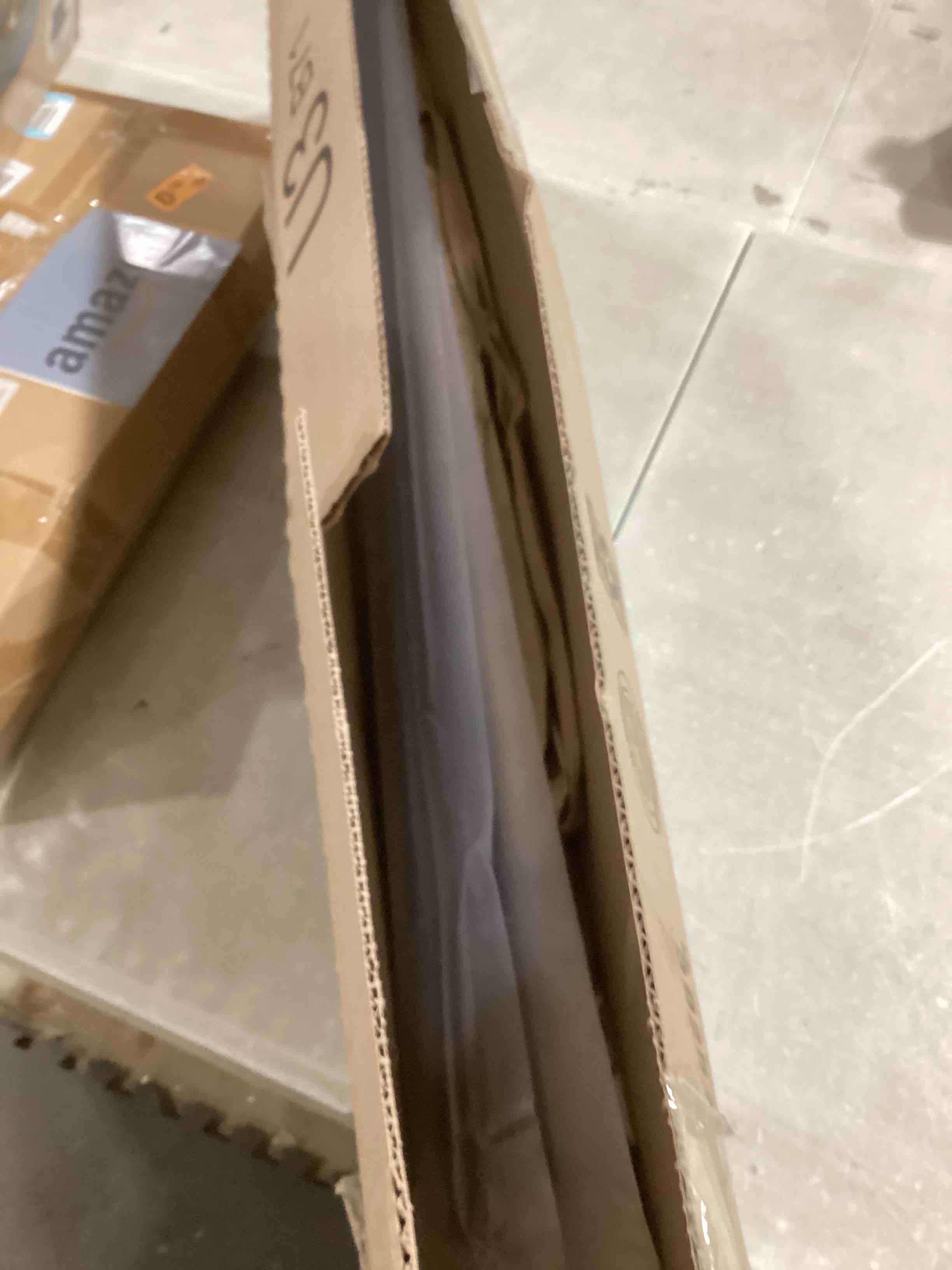 https://s3.amazonaws.com/lotting-images-prod/bidfta/PPE1737363_1746270641993.jpeg