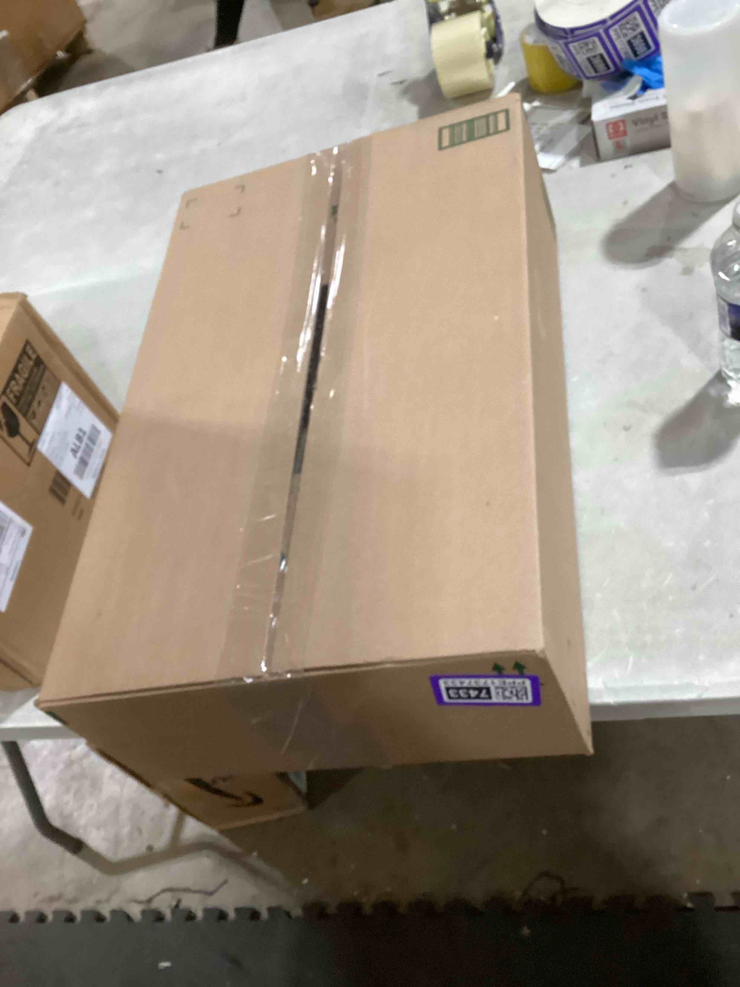 https://s3.amazonaws.com/lotting-images-prod/bidfta/PPE1737433_1746278770412.jpeg