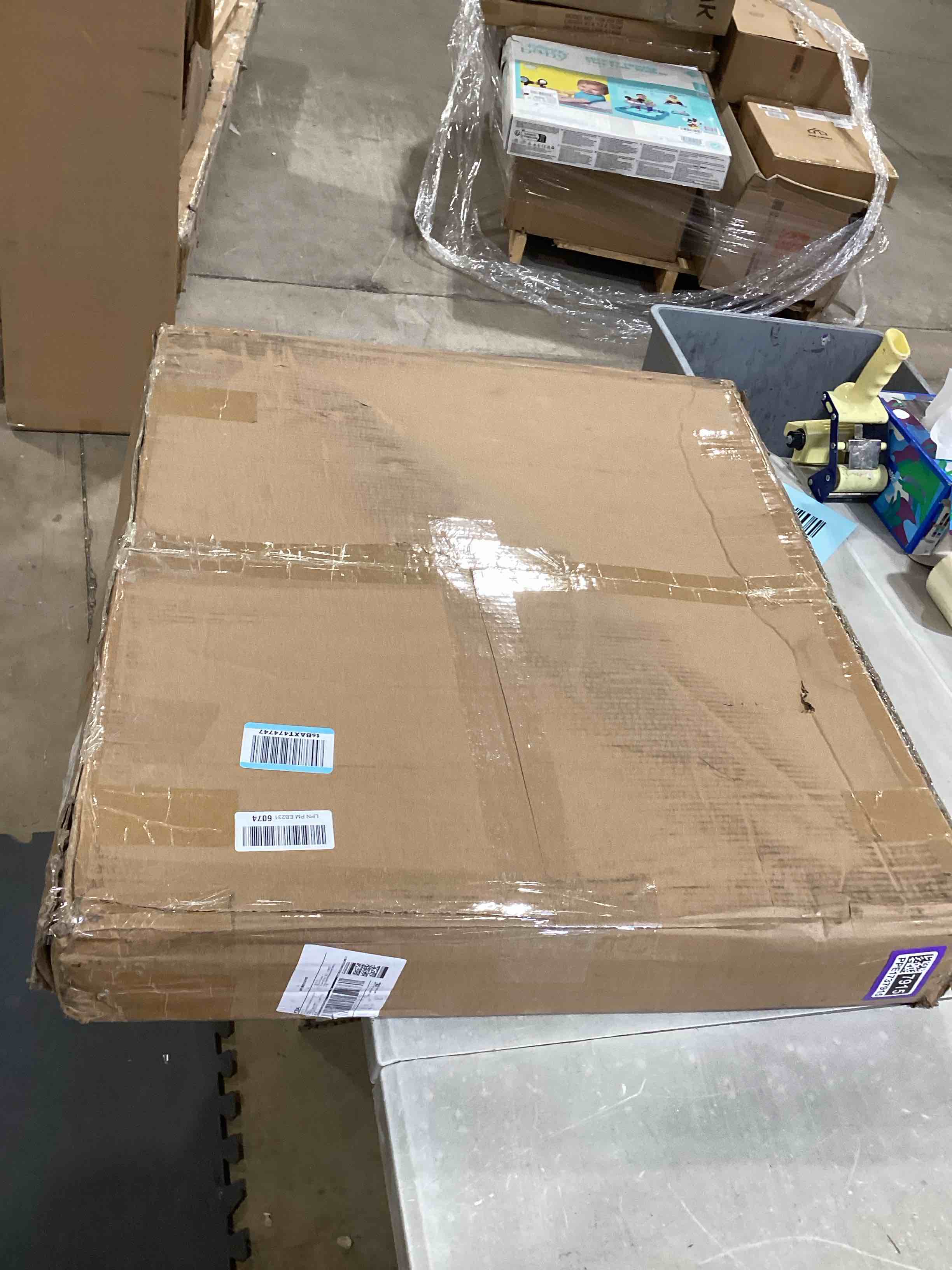 https://s3.amazonaws.com/lotting-images-prod/bidfta/PPE1737915_1746808548233.jpeg