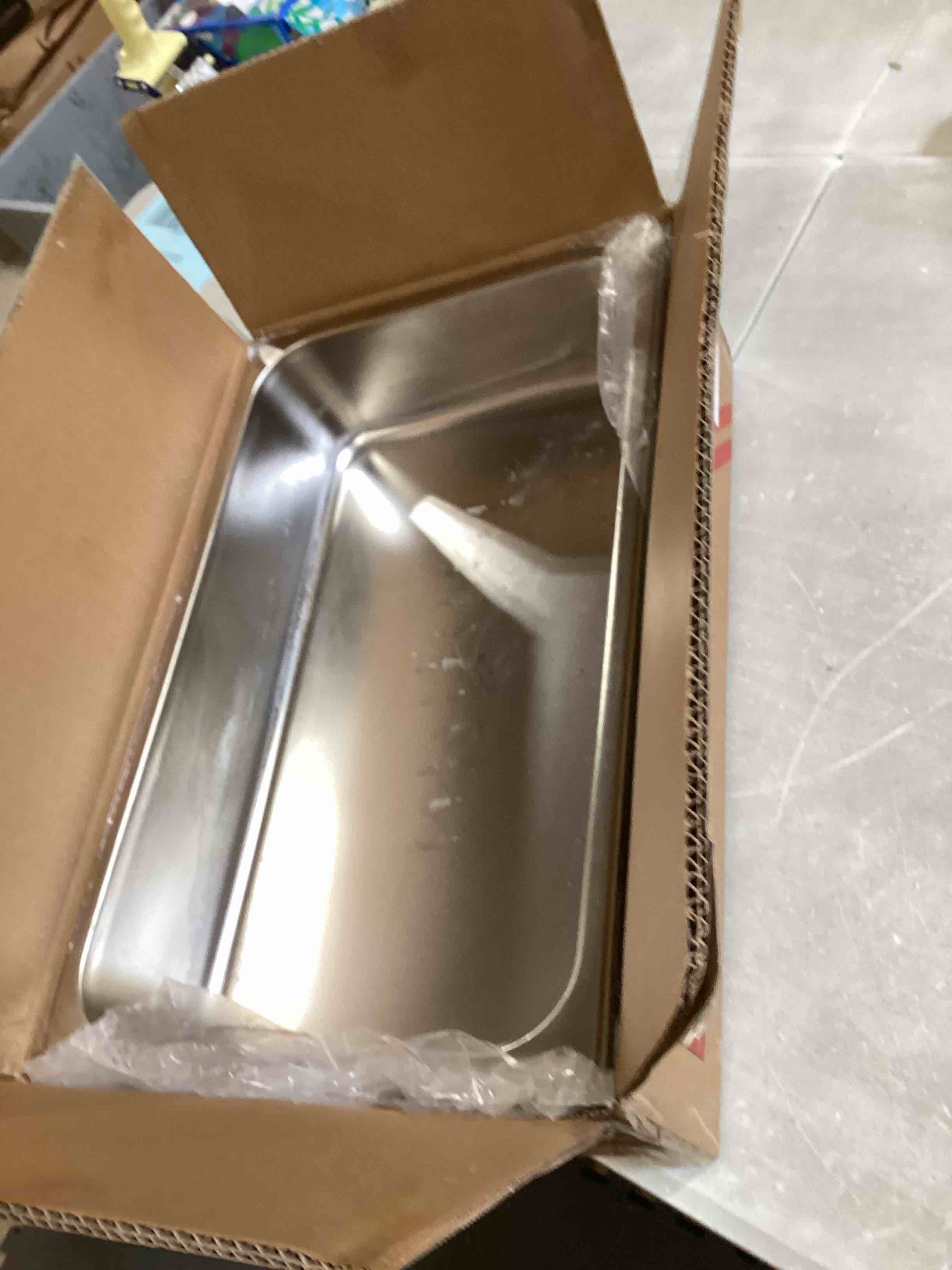 https://s3.amazonaws.com/lotting-images-prod/bidfta/PPE1737939_1746811546950.jpeg
