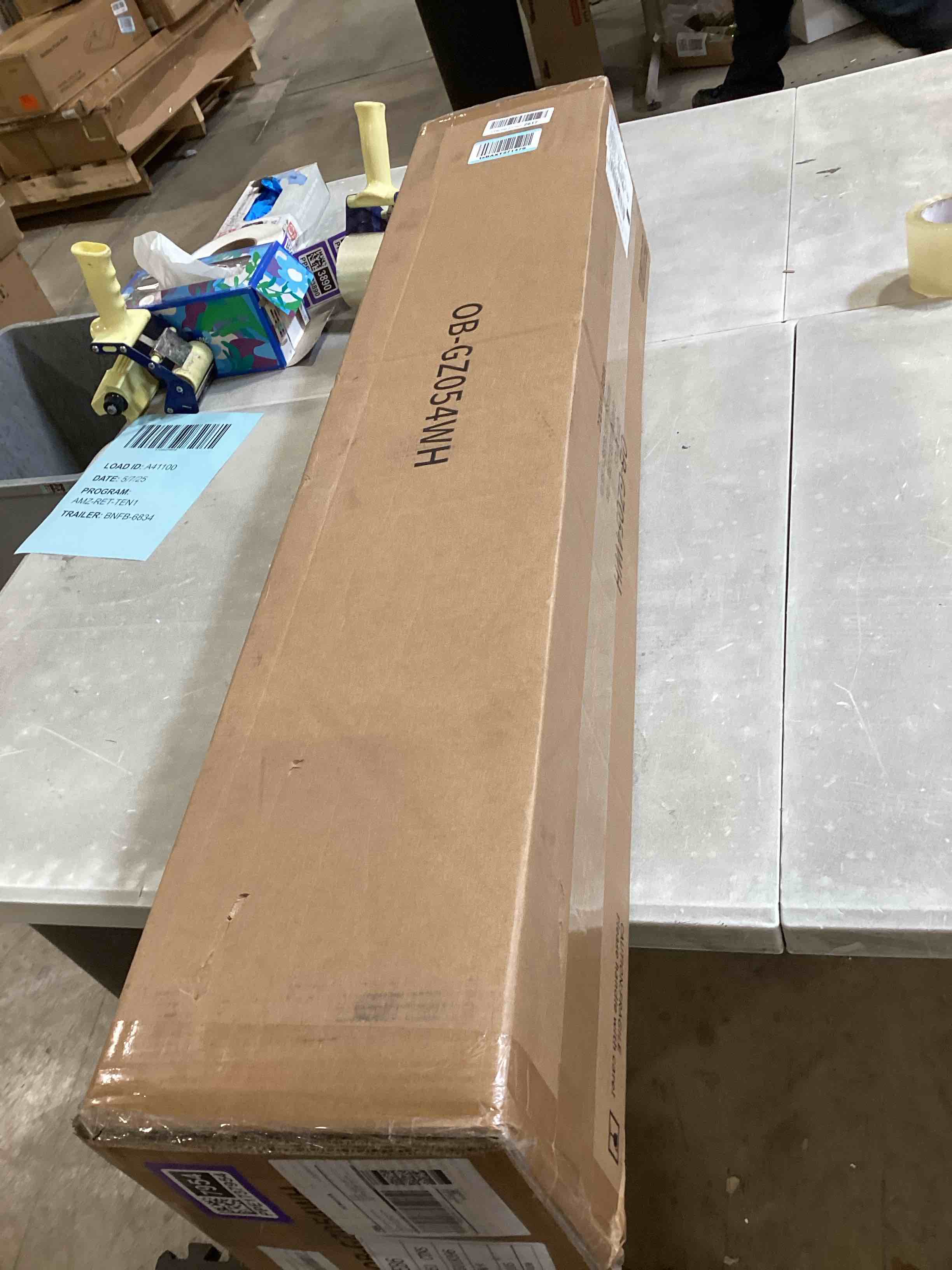 https://s3.amazonaws.com/lotting-images-prod/bidfta/PPE1737954_1746814924492.jpeg