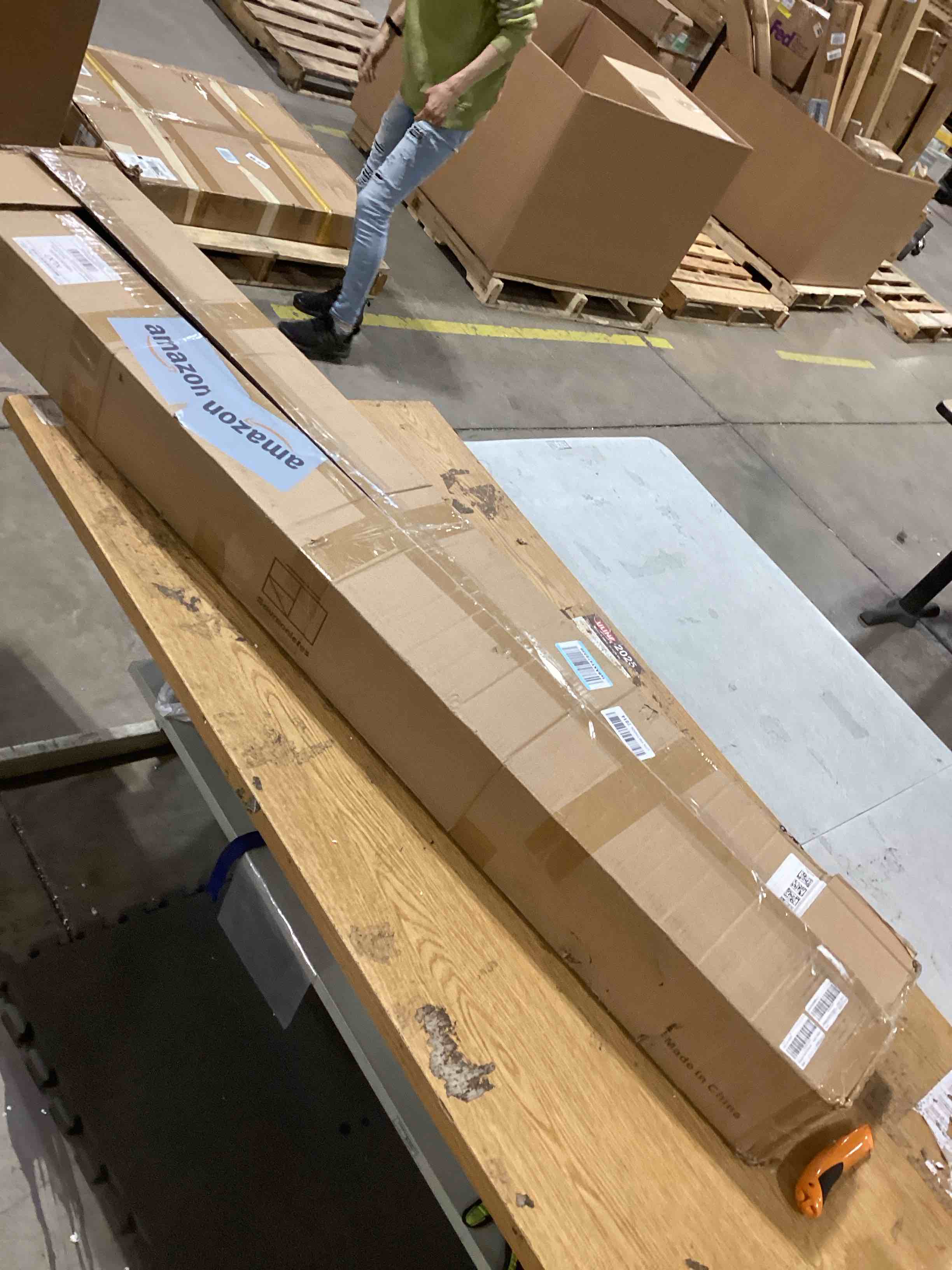 https://s3.amazonaws.com/lotting-images-prod/bidfta/PPE1738183_1746621314864.jpeg