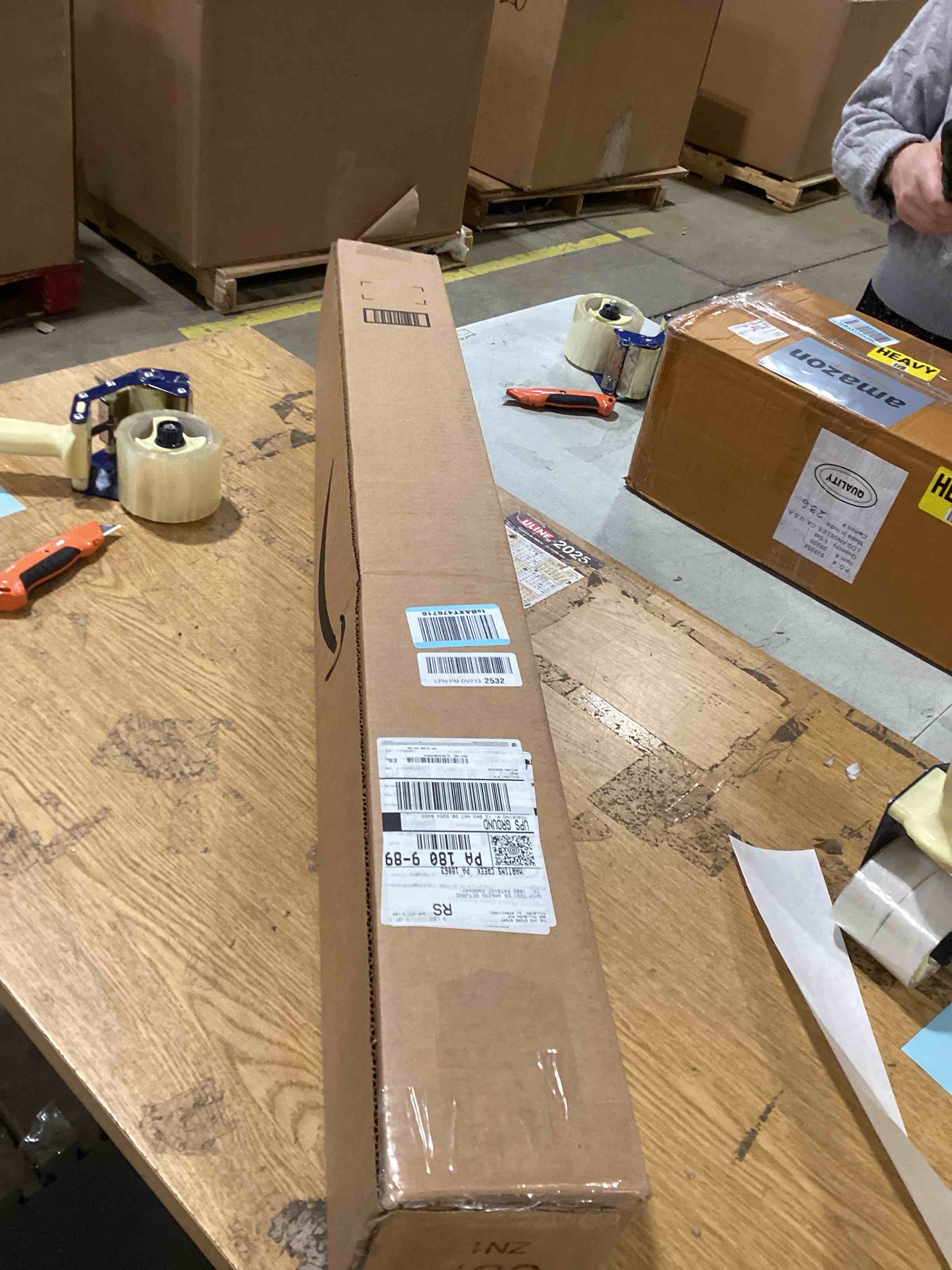https://s3.amazonaws.com/lotting-images-prod/bidfta/PPE1738373_1747049875527.jpeg