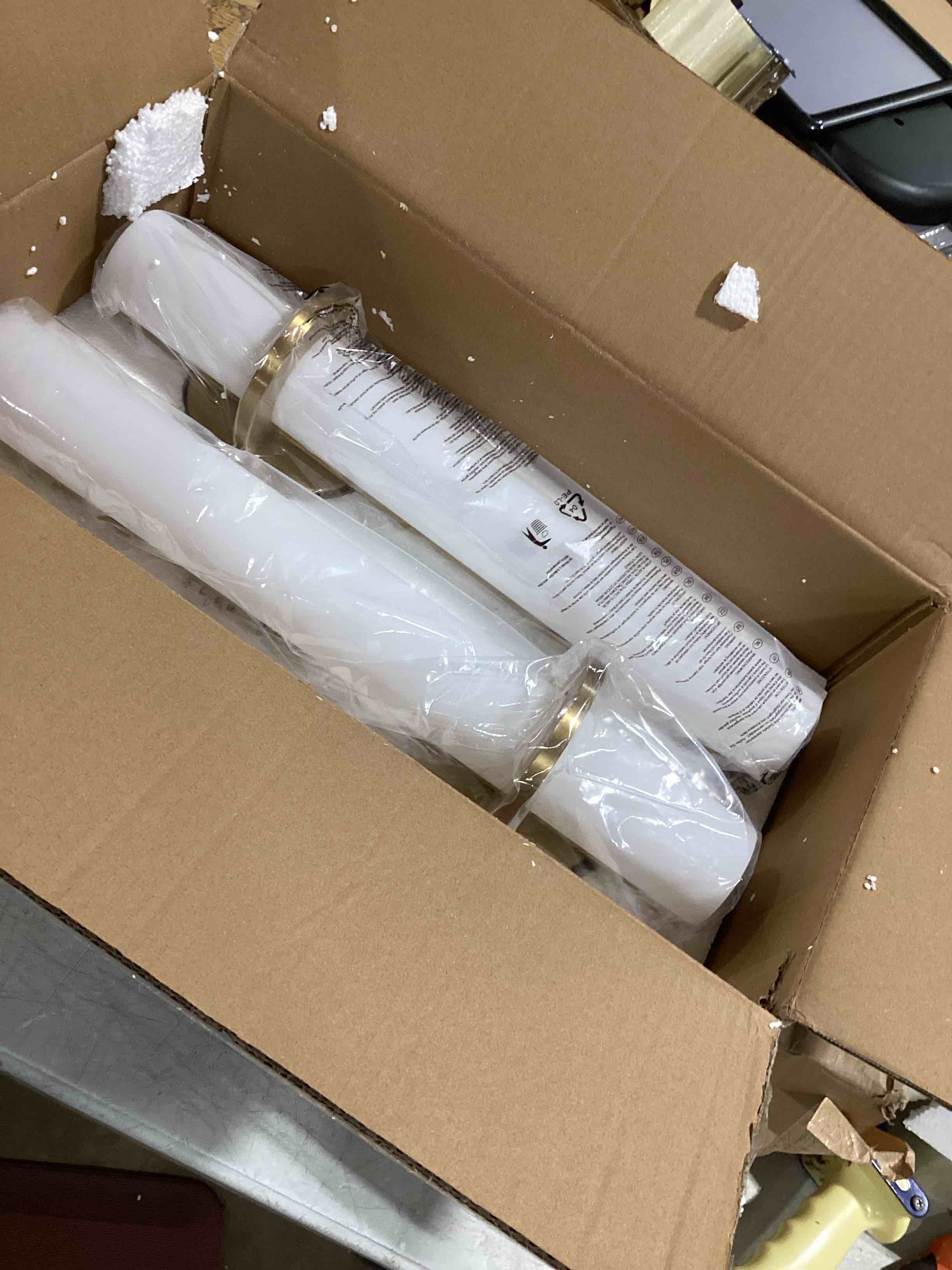 https://s3.amazonaws.com/lotting-images-prod/bidfta/PPE1738398_1747056290731.jpeg