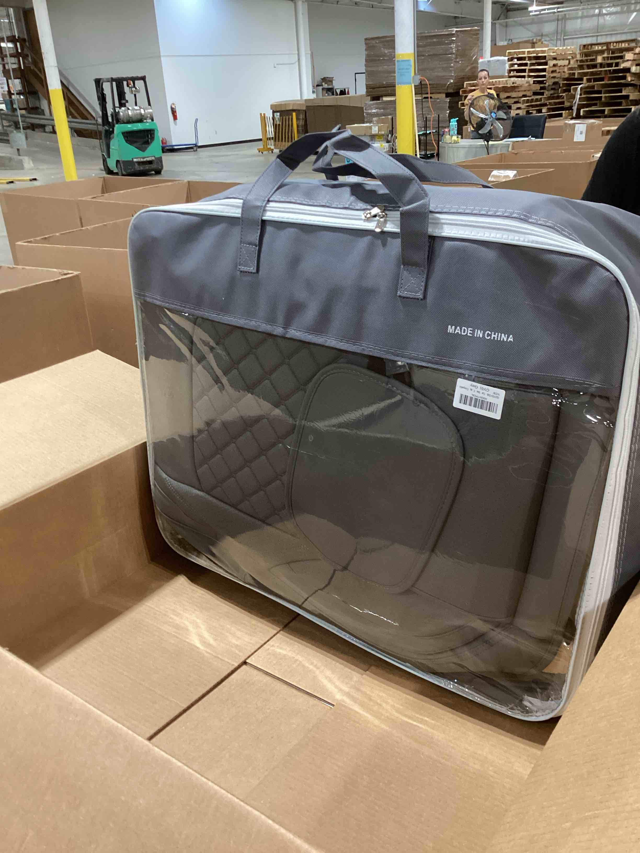 https://s3.amazonaws.com/lotting-images-prod/bidfta/PPE1738603_1747307436313.jpeg