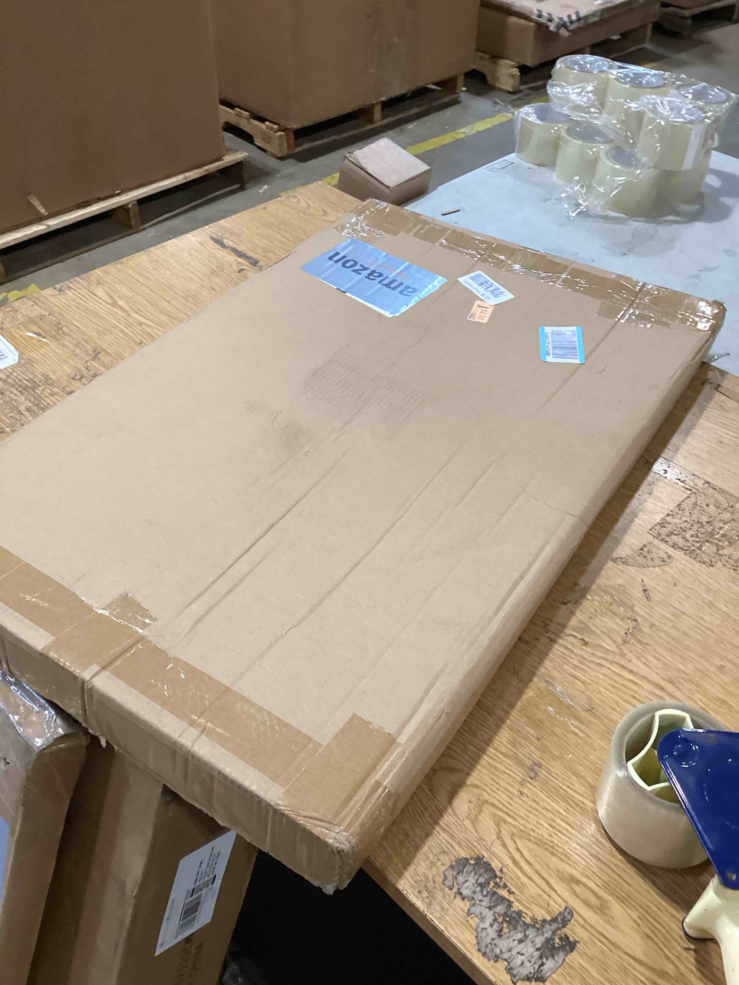 https://s3.amazonaws.com/lotting-images-prod/bidfta/PPE1738707_1747231936874.jpeg