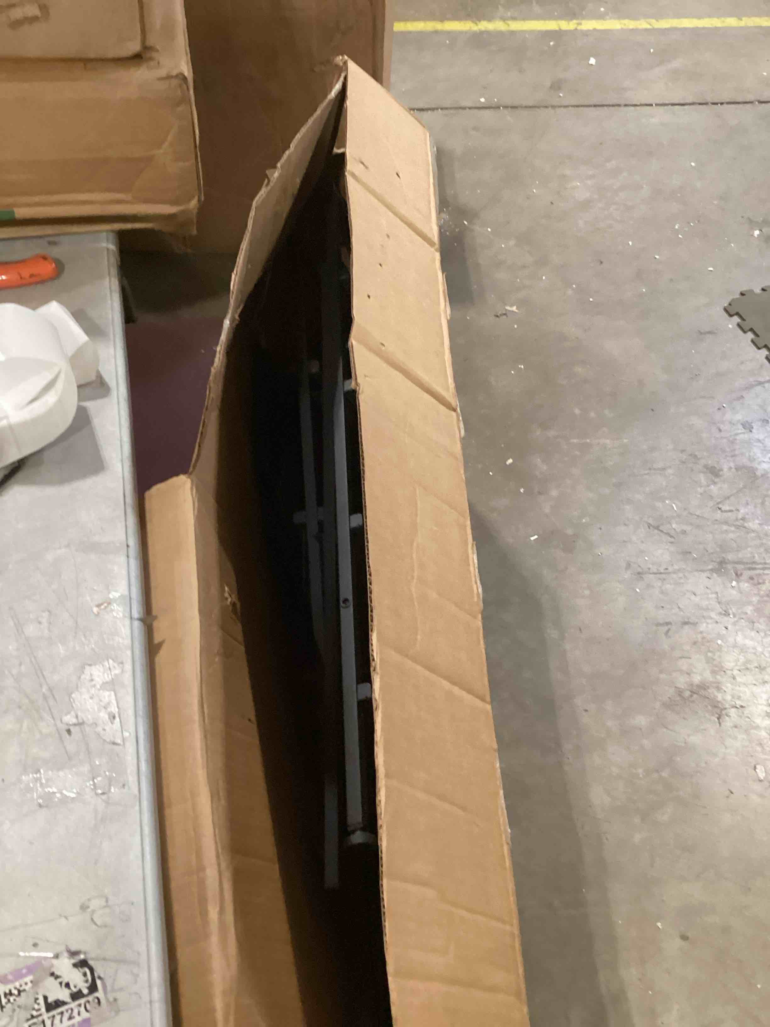 https://s3.amazonaws.com/lotting-images-prod/bidfta/PPE1739017_1747754989660.jpeg
