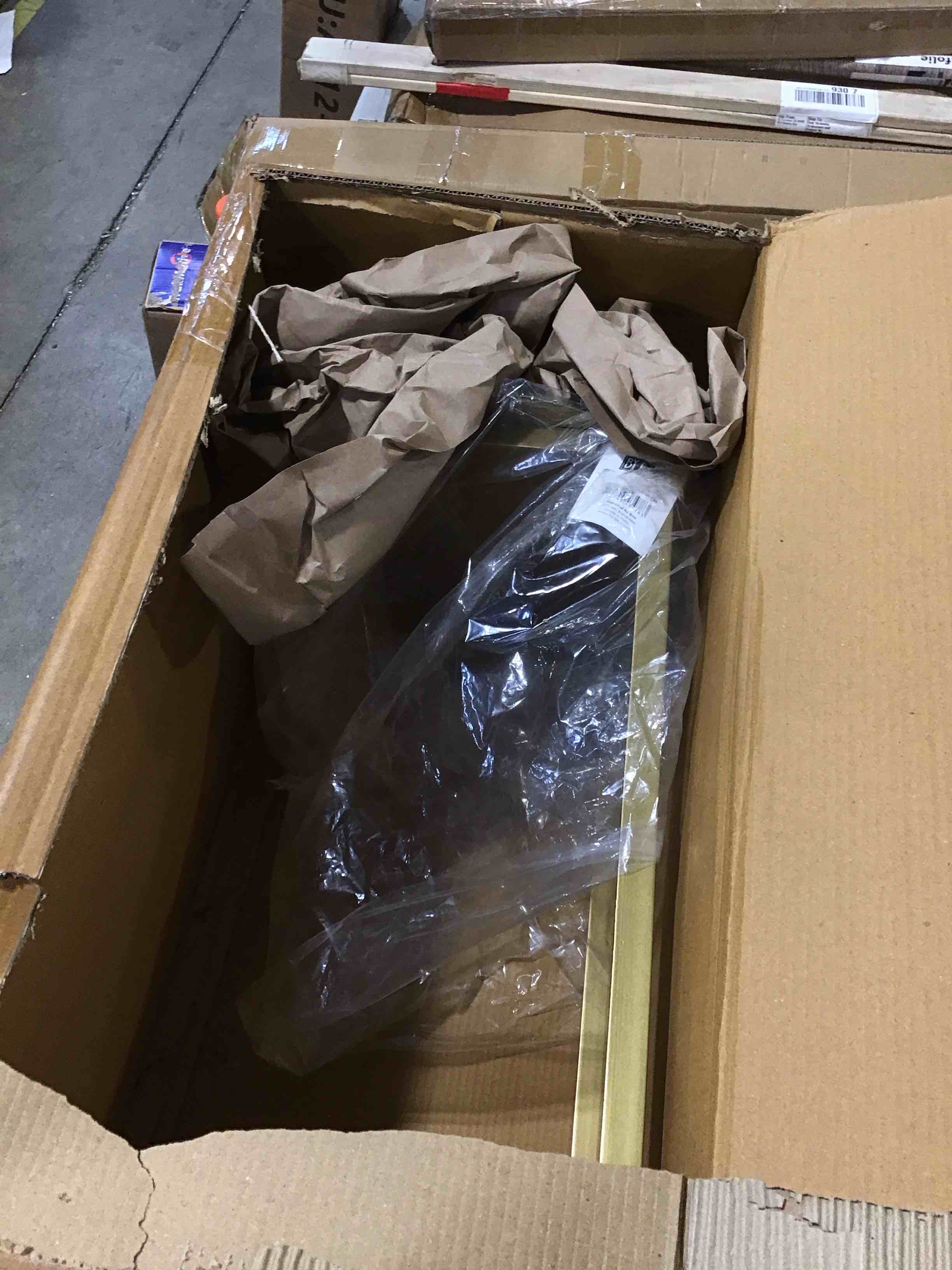 Garcon Iron C Table End Table