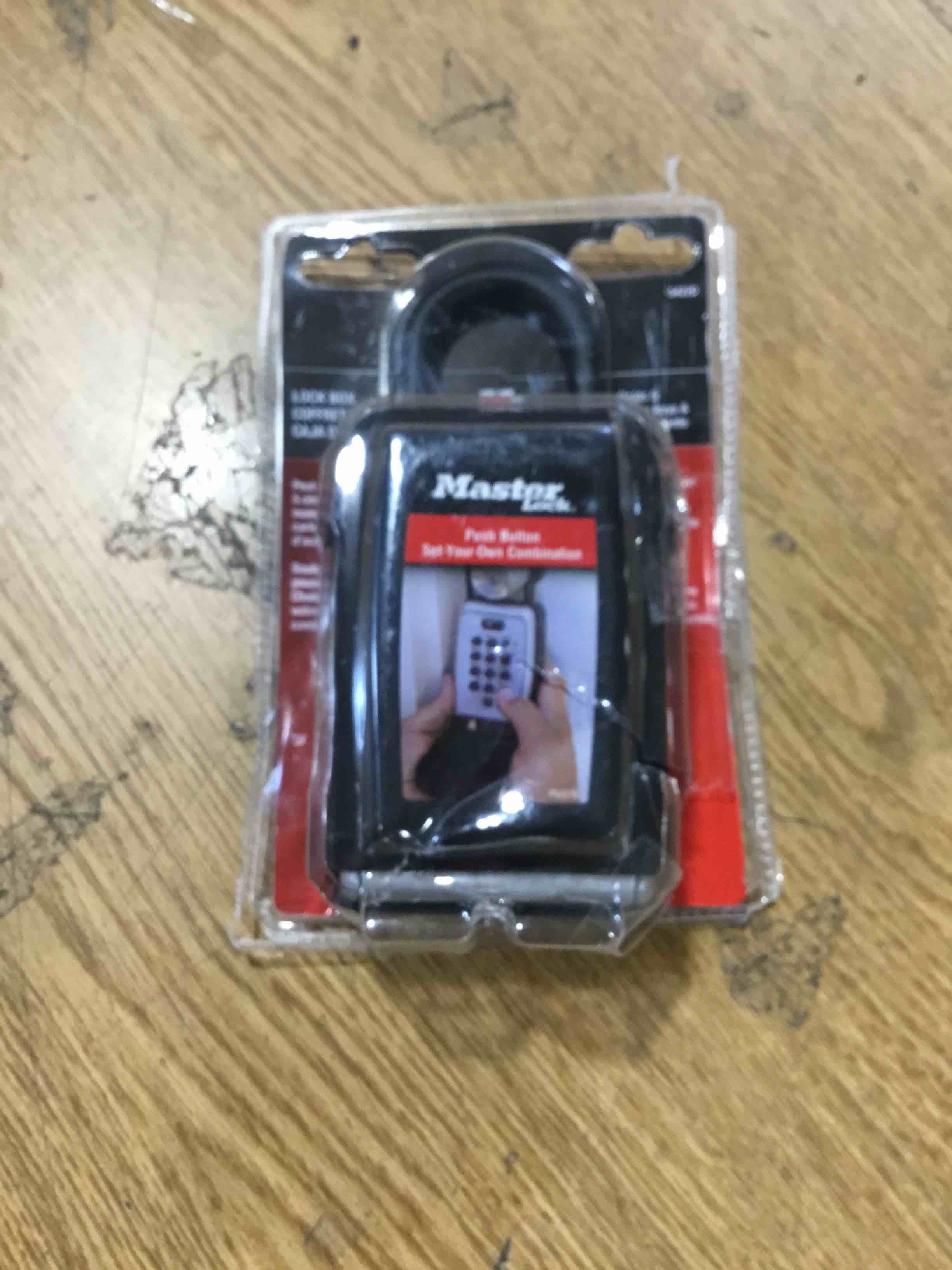 https://s3.amazonaws.com/lotting-images-prod/bidfta/PPE1739918_1748892696775.jpeg