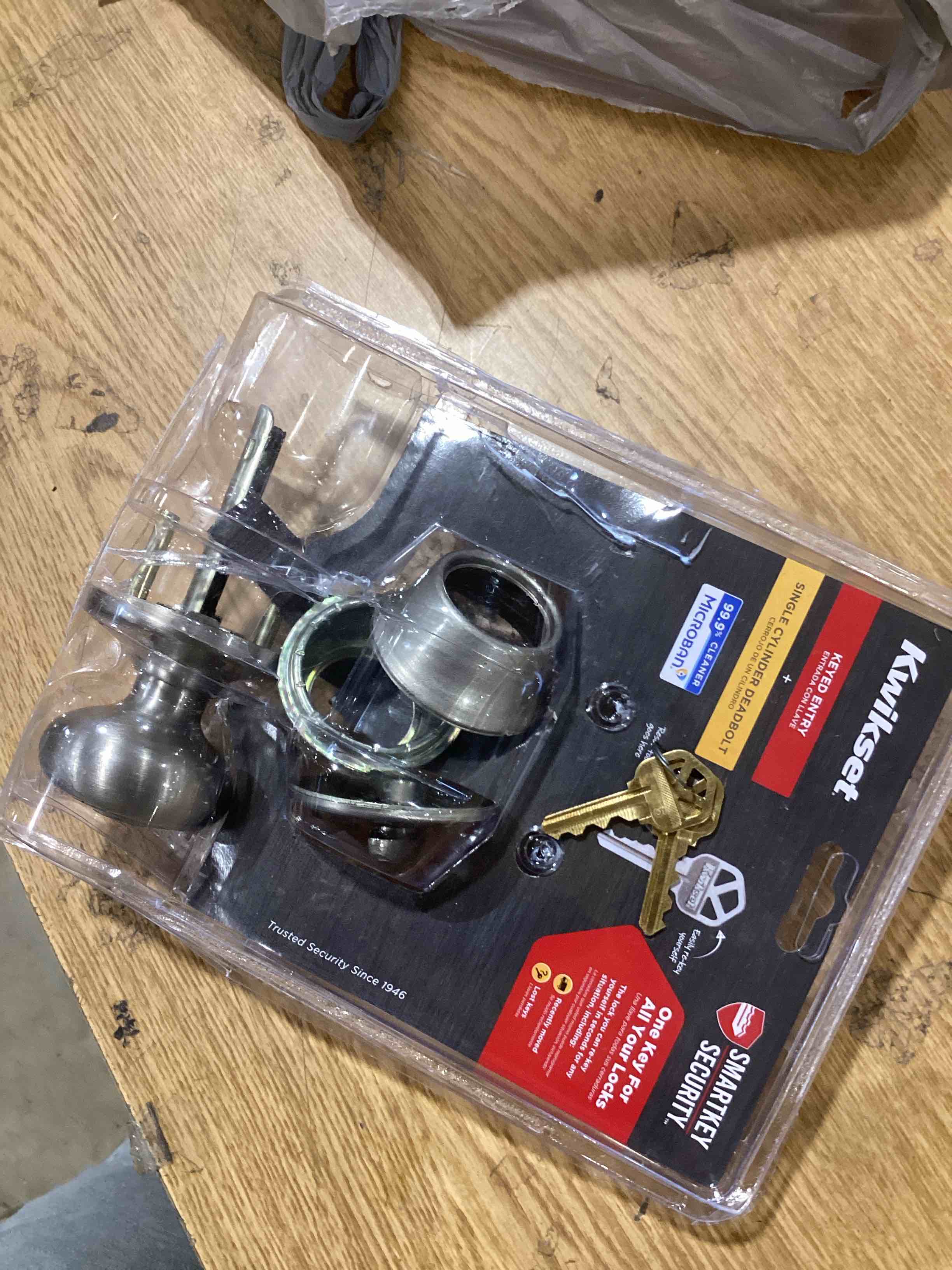 https://s3.amazonaws.com/lotting-images-prod/bidfta/PPE1739935_1748951116937.jpeg