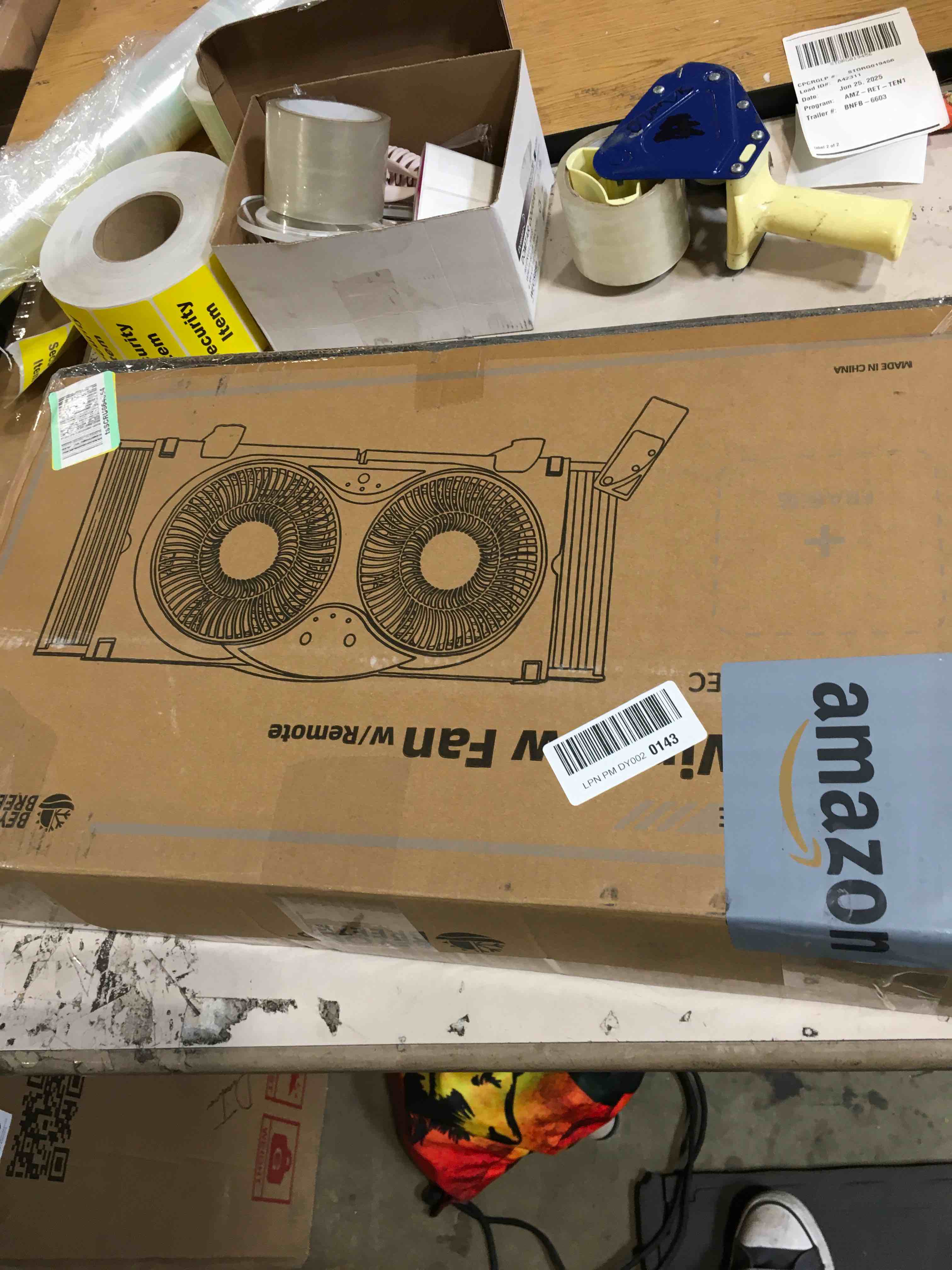 https://s3.amazonaws.com/lotting-images-prod/bidfta/PPE1740311_1751476390697.jpeg