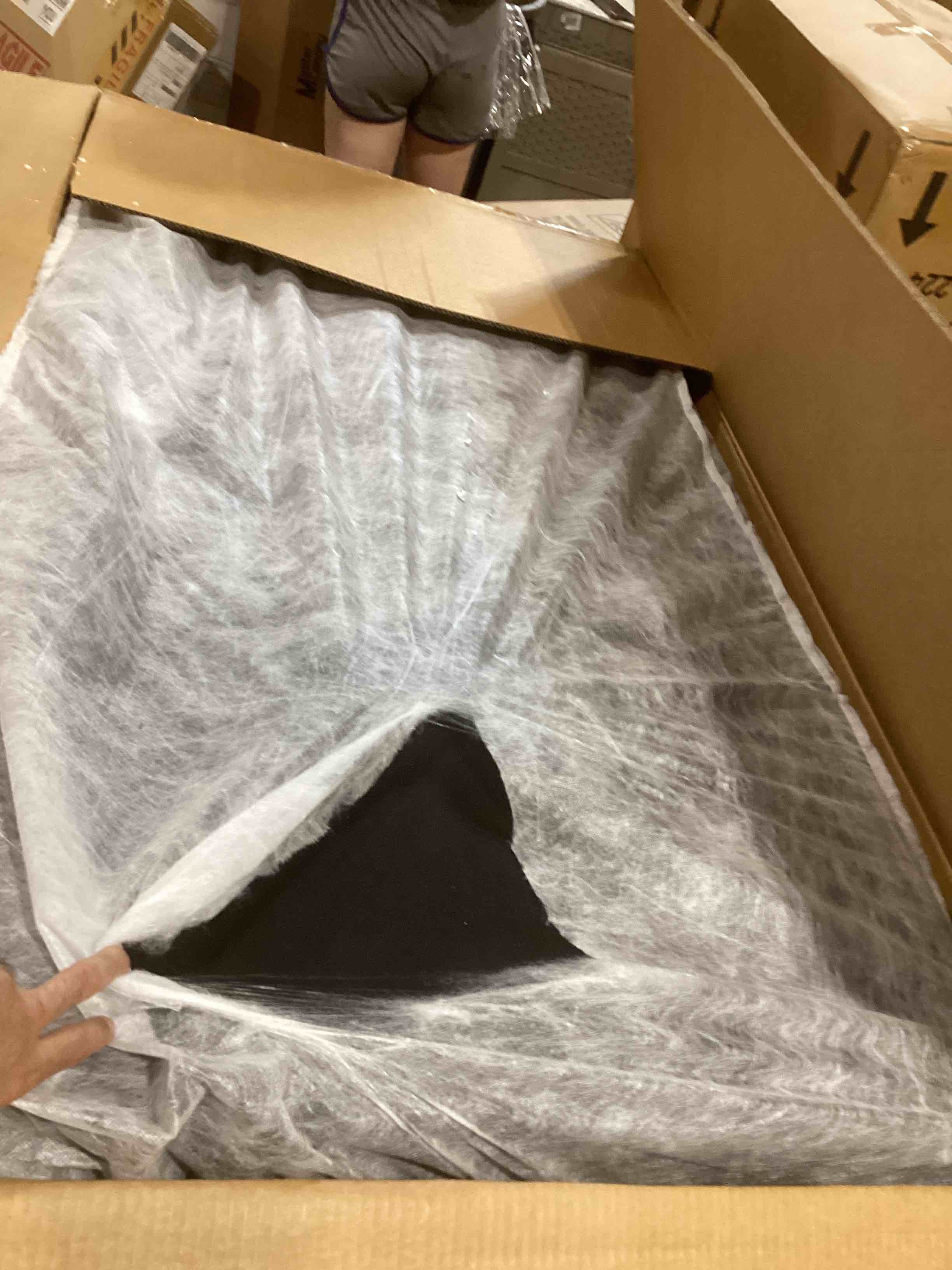 https://s3.amazonaws.com/lotting-images-prod/bidfta/PPE1740840_1752157911533.jpeg