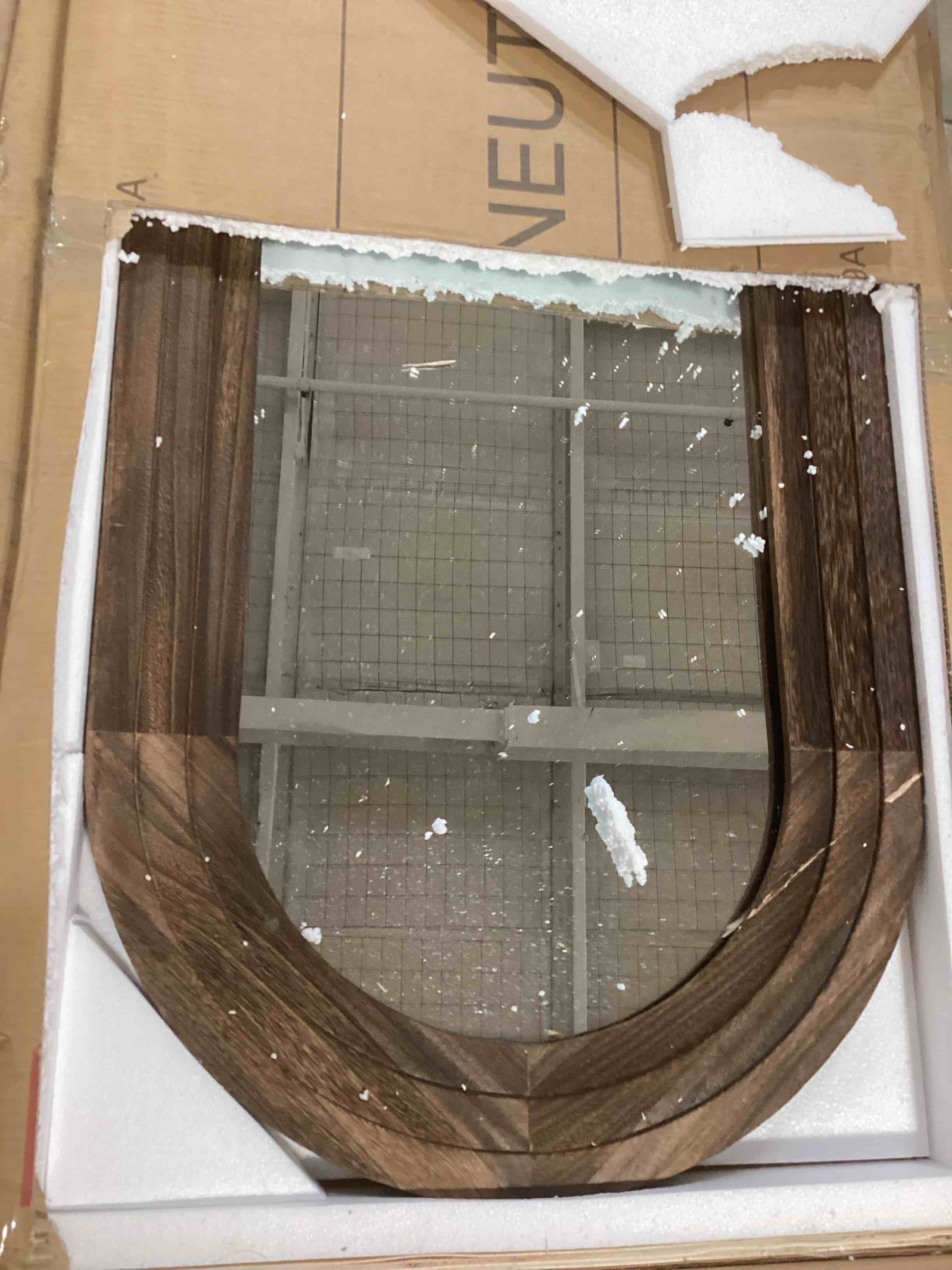 https://s3.amazonaws.com/lotting-images-prod/bidfta/PPE1740841_1752161055301.jpeg