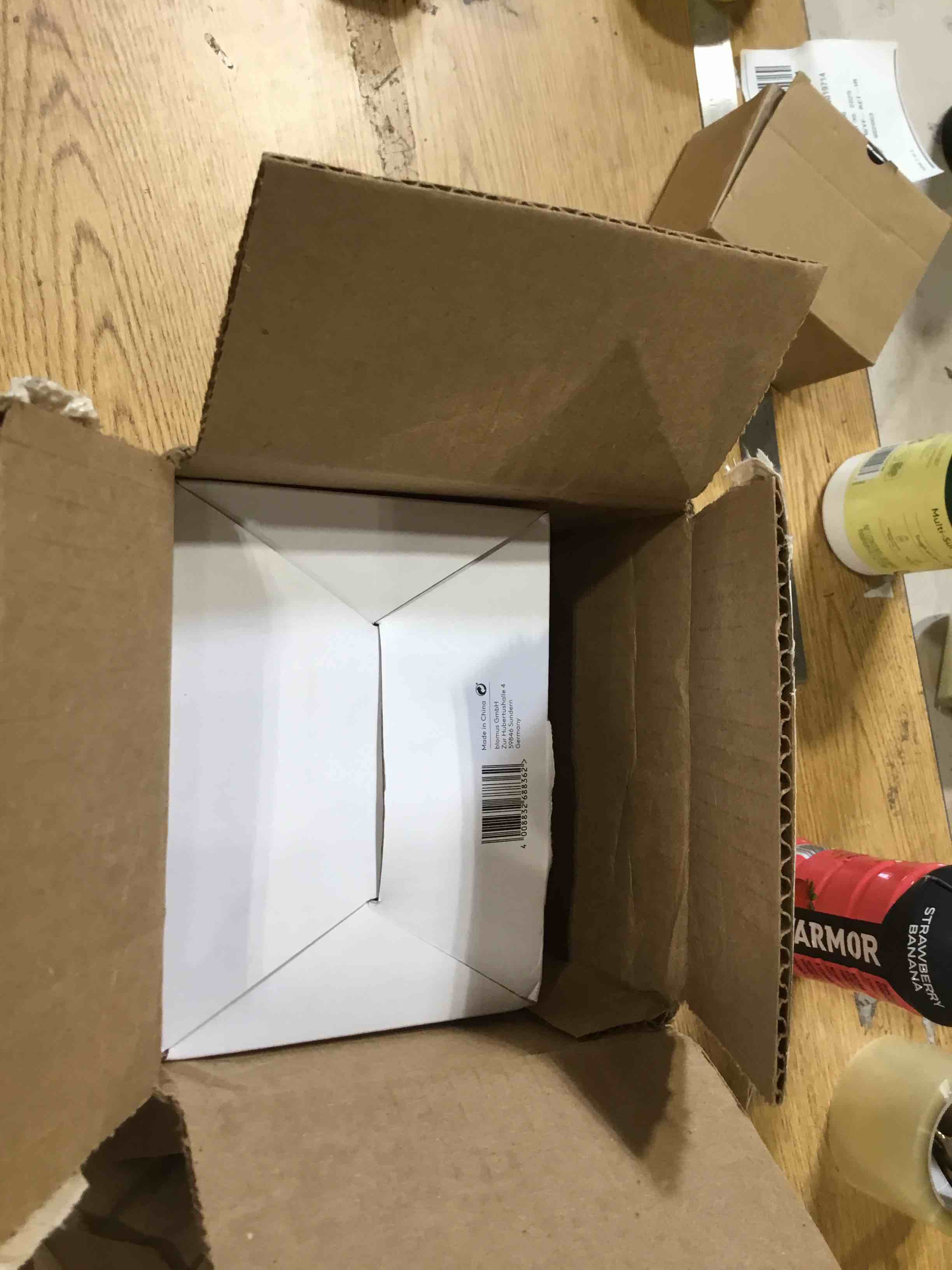 https://s3.amazonaws.com/lotting-images-prod/bidfta/PPE1740892_1752258195231.jpeg