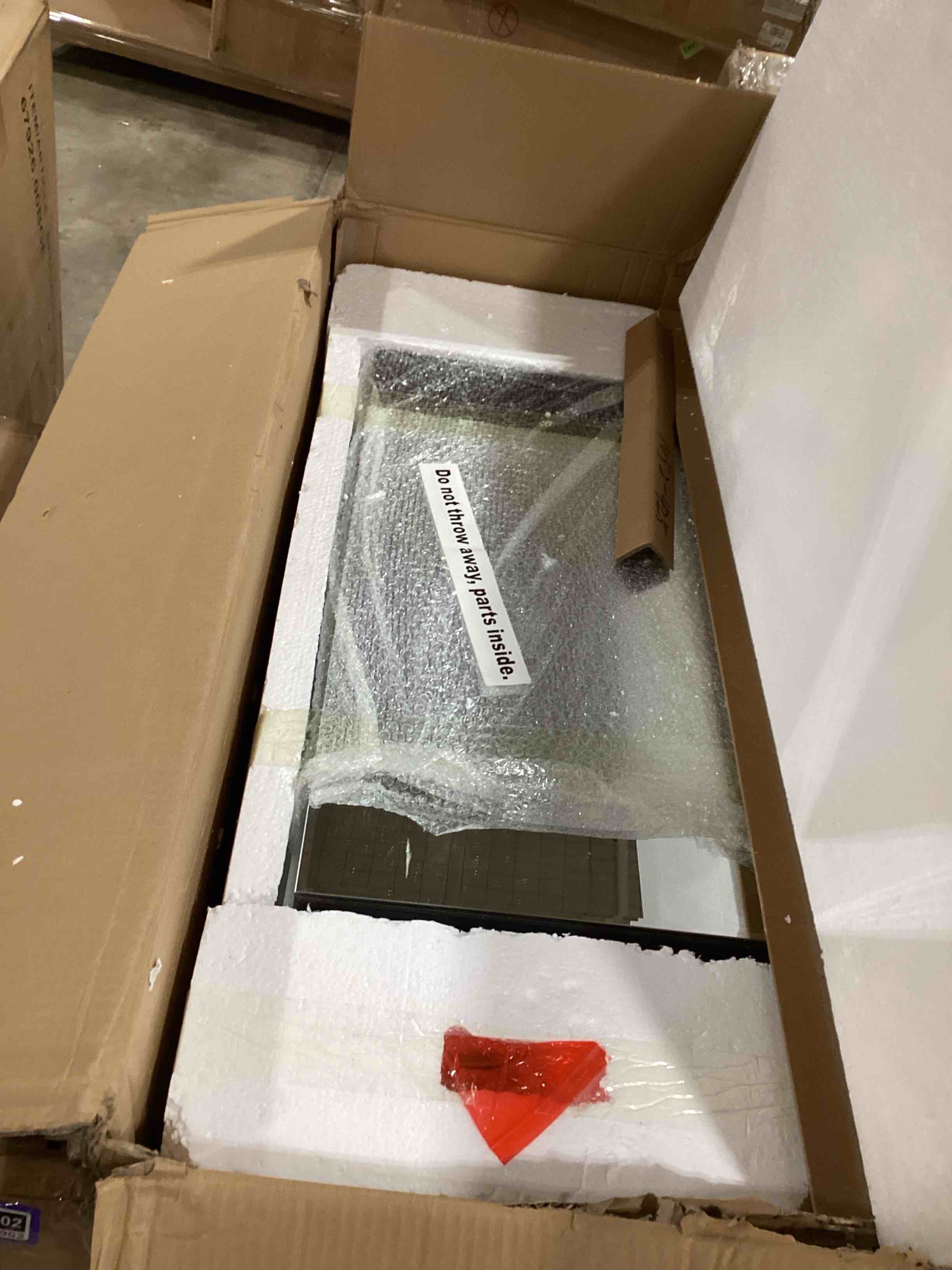 https://s3.amazonaws.com/lotting-images-prod/bidfta/PPE1740903_1752494919101.jpeg