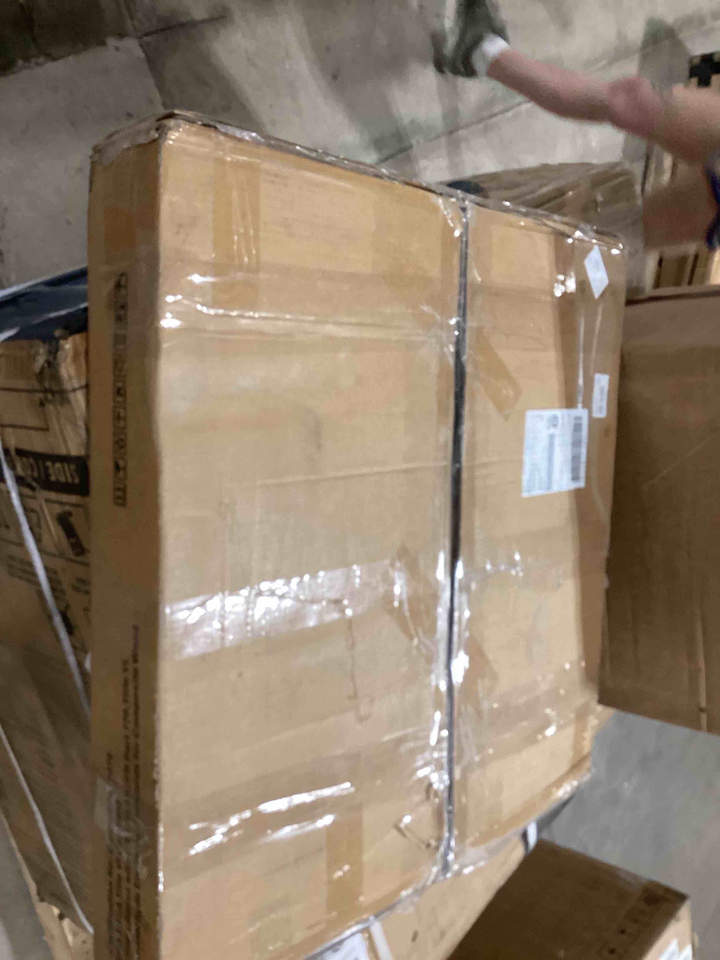 https://s3.amazonaws.com/lotting-images-prod/bidfta/PPE1740911_1752500667154.jpeg