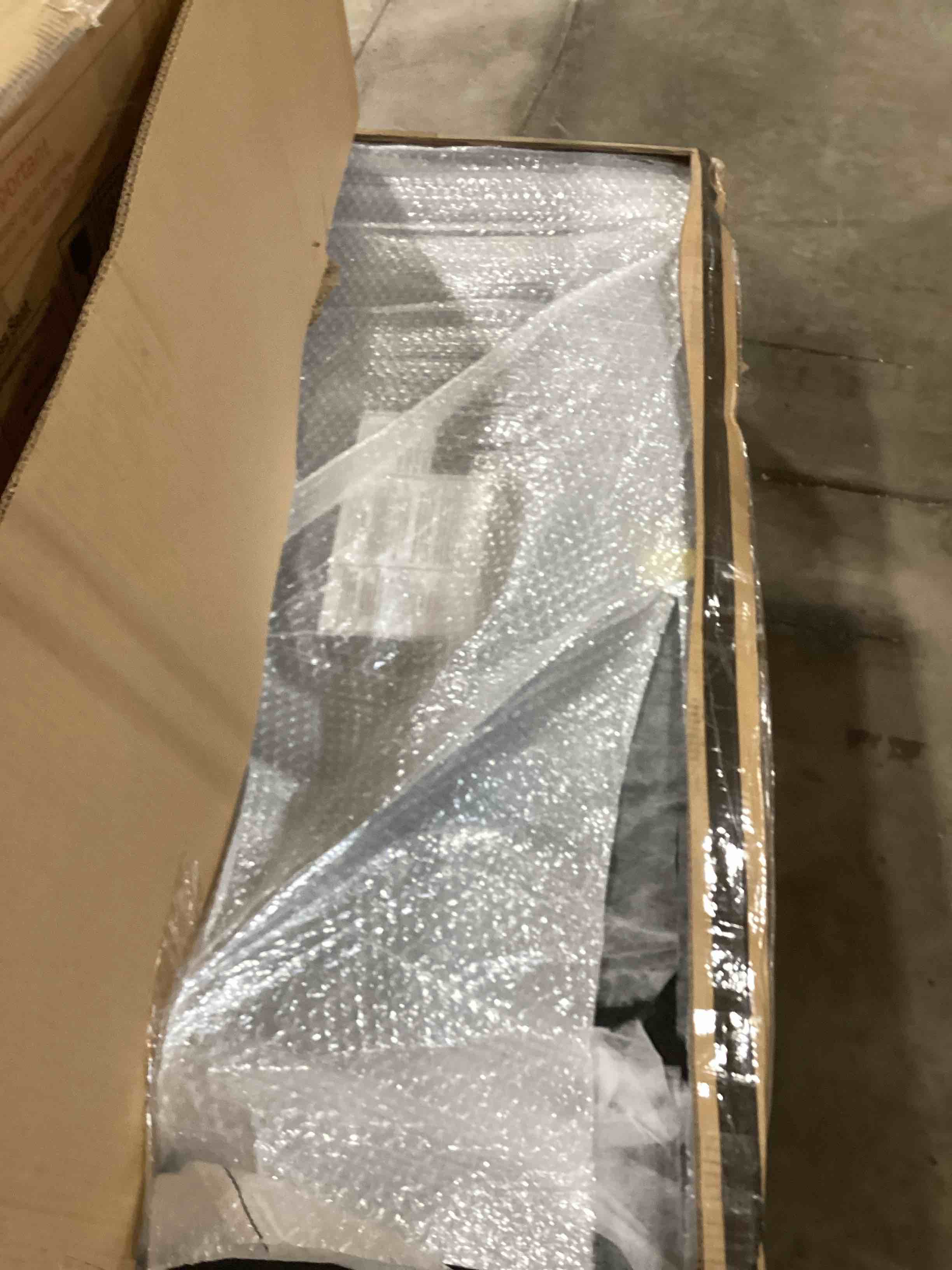 https://s3.amazonaws.com/lotting-images-prod/bidfta/PPE1740918_1752504131354.jpeg