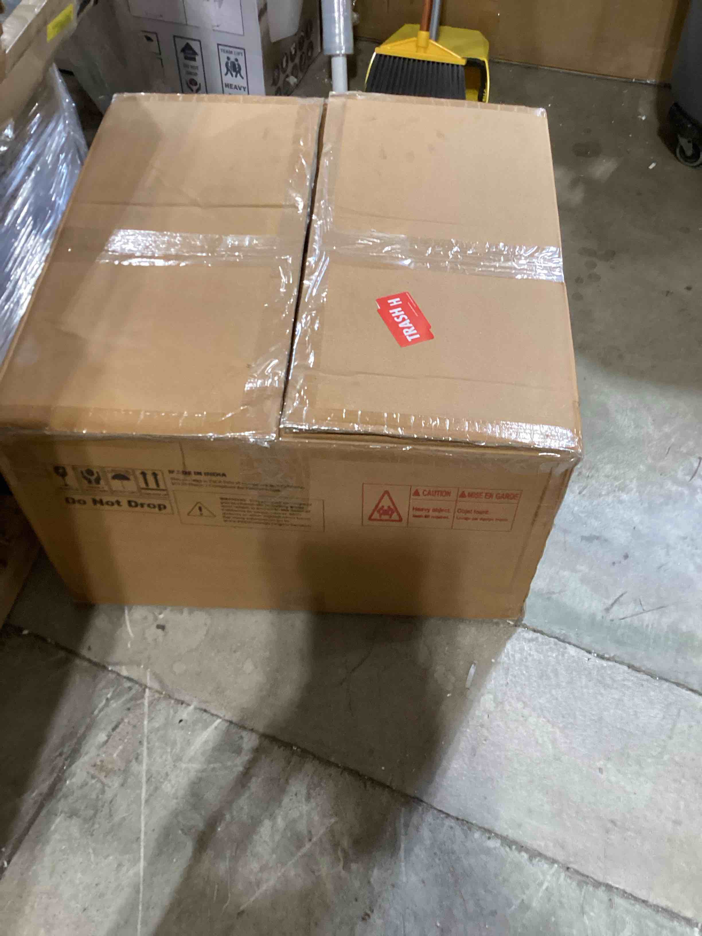 https://s3.amazonaws.com/lotting-images-prod/bidfta/PPE1740976_1752601370784.jpeg