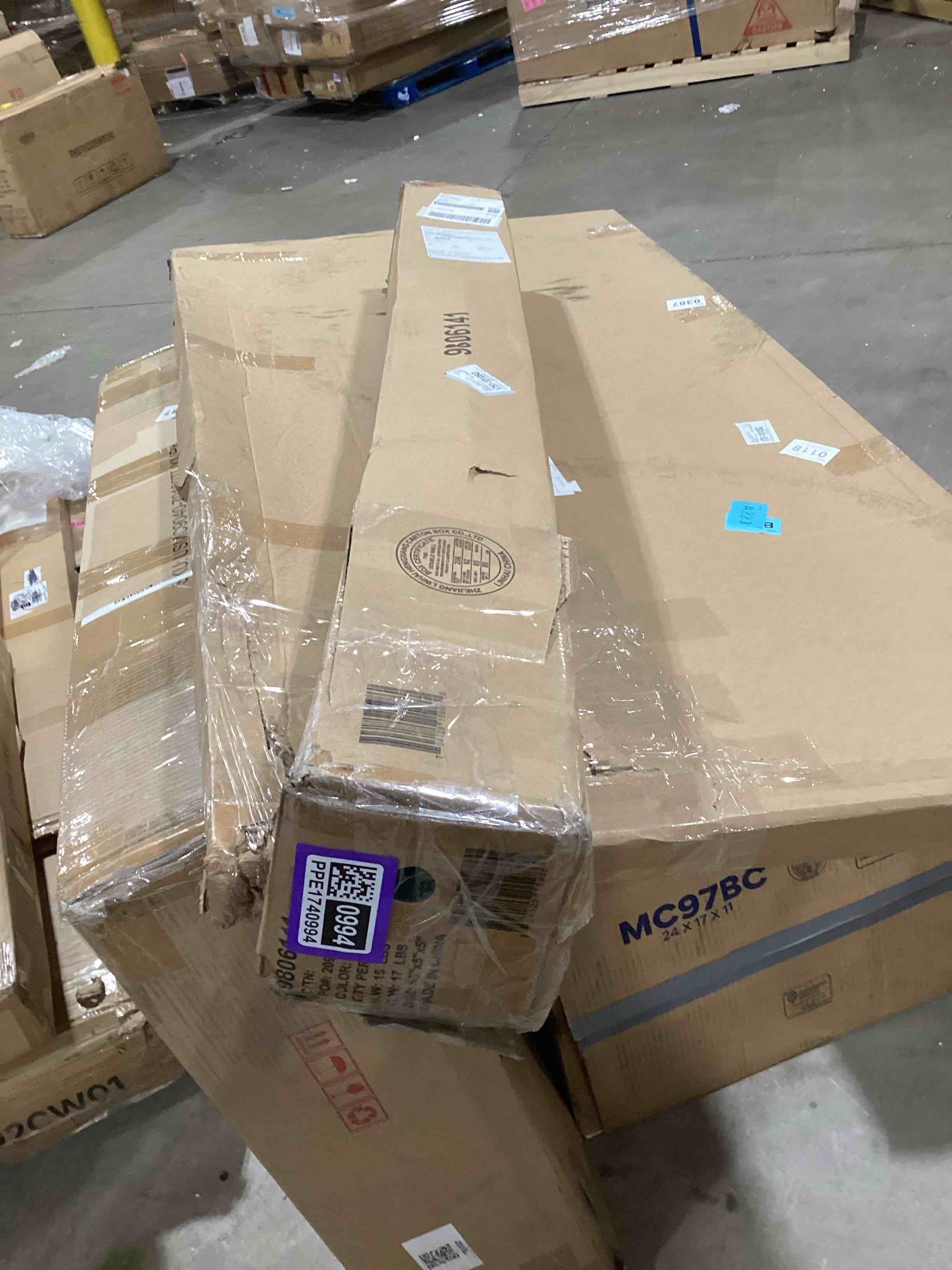 https://s3.amazonaws.com/lotting-images-prod/bidfta/PPE1740994_1752678849974.jpeg