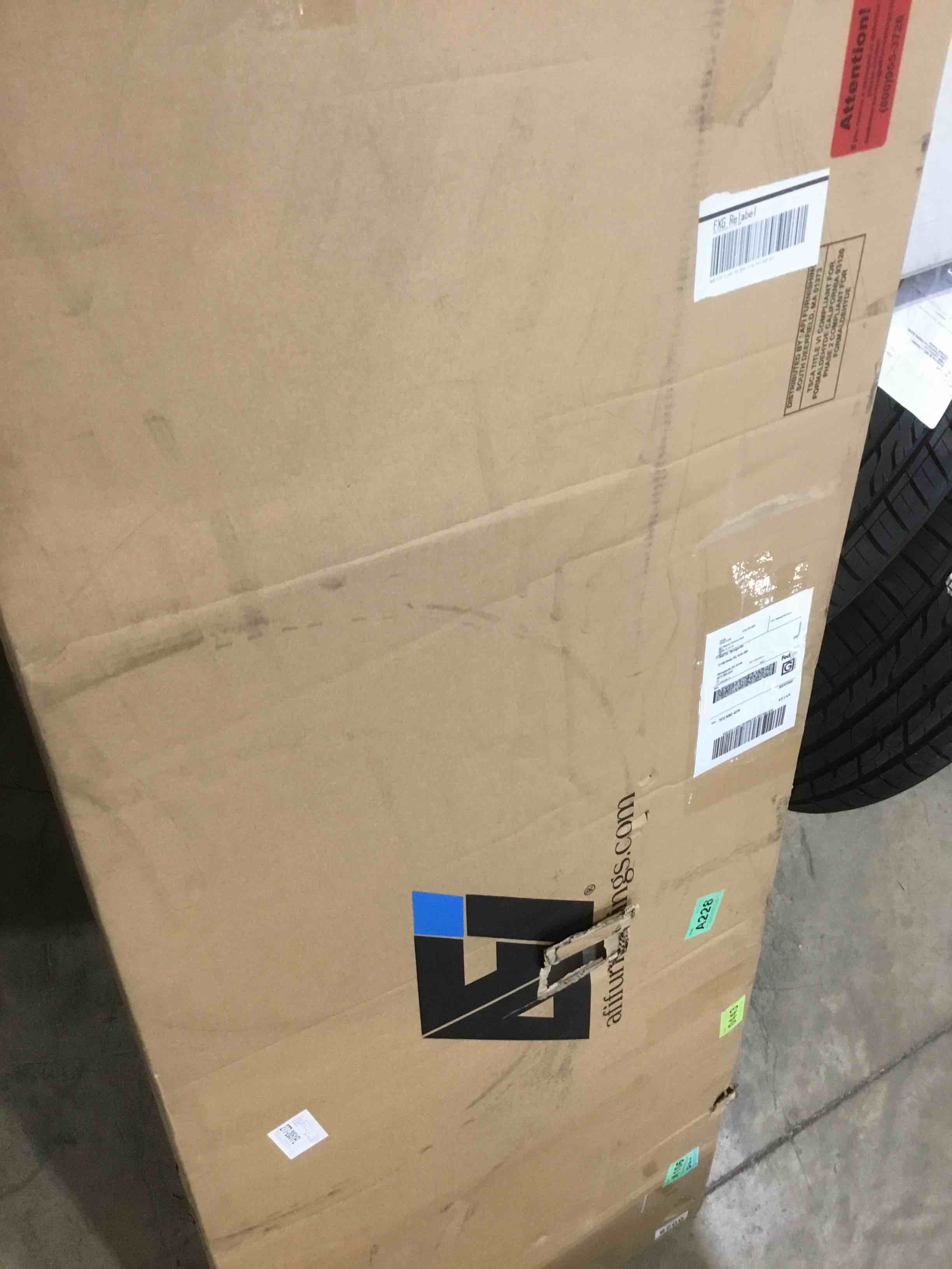 https://s3.amazonaws.com/lotting-images-prod/bidfta/PPE1742379_1745603264205.jpeg