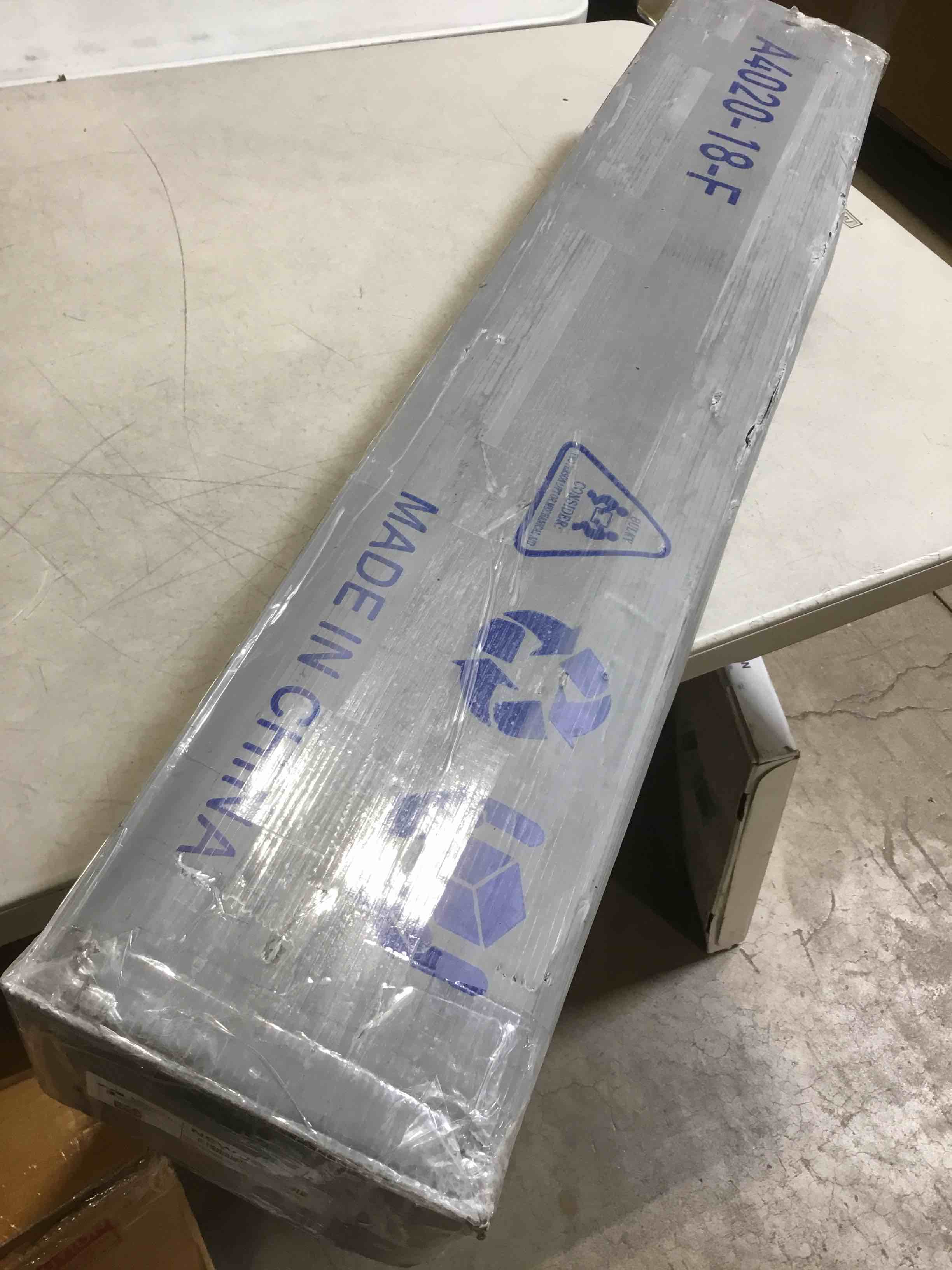 https://s3.amazonaws.com/lotting-images-prod/bidfta/PPE1742477_1745860622268.jpeg