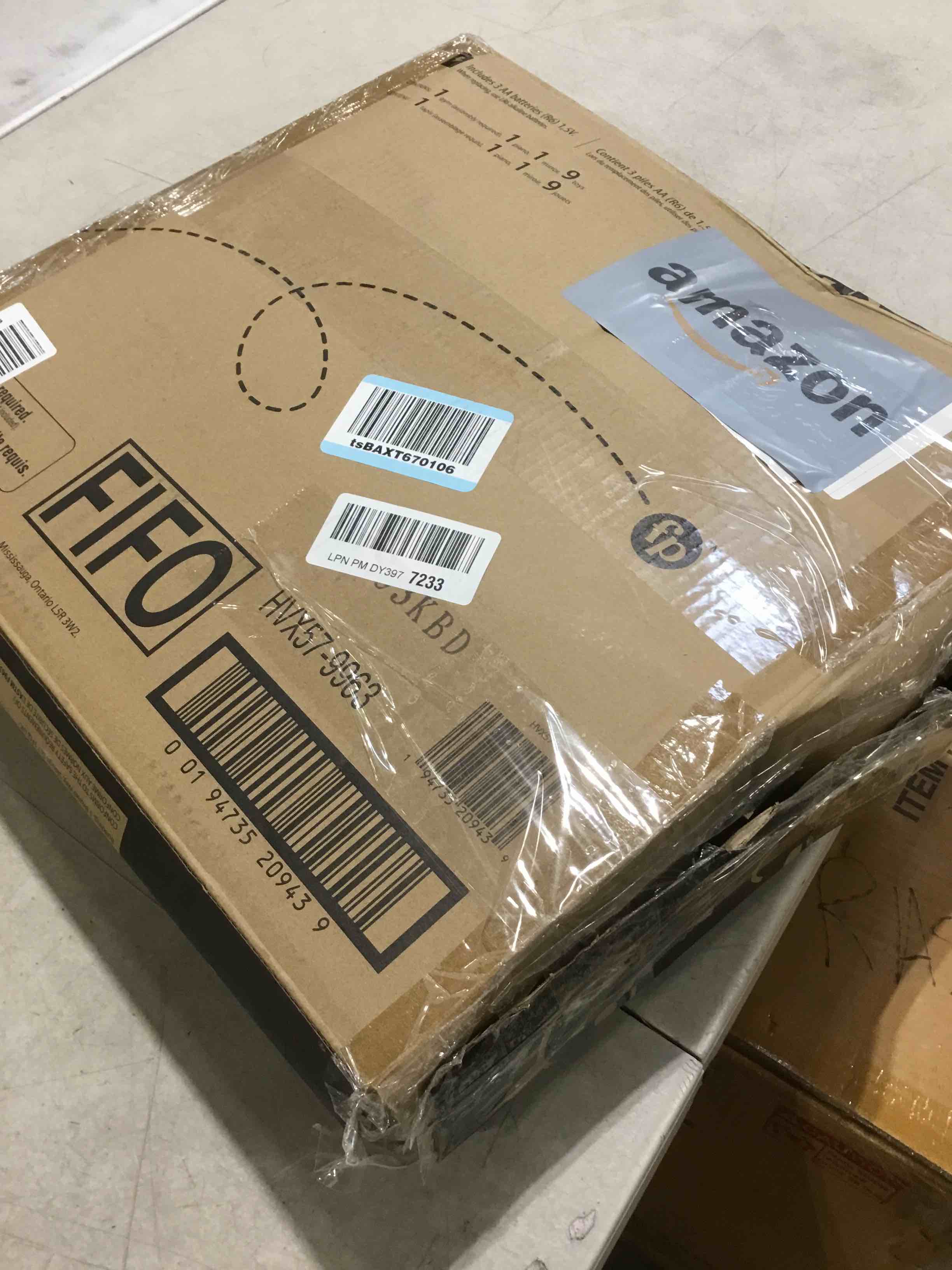 https://s3.amazonaws.com/lotting-images-prod/bidfta/PPE1742698_1746107410342.jpeg