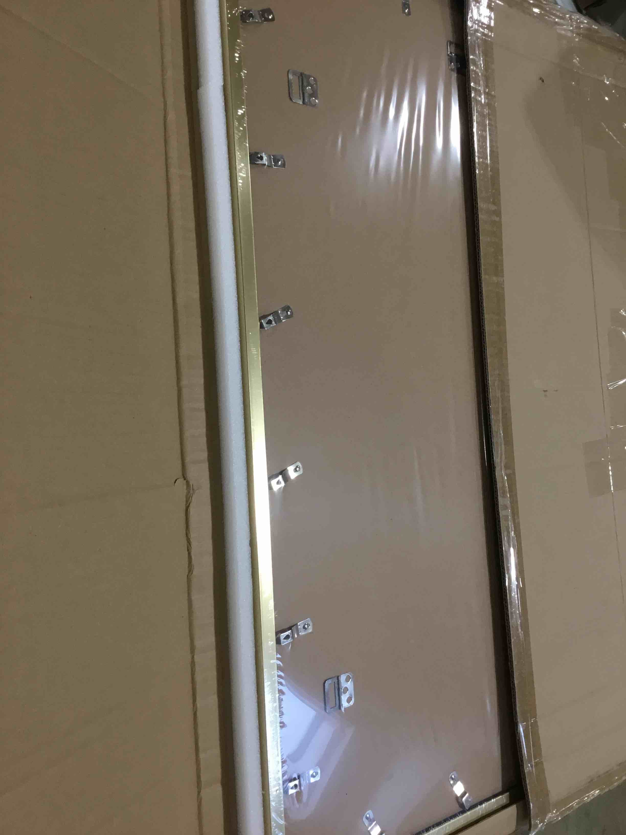 https://s3.amazonaws.com/lotting-images-prod/bidfta/PPE1743097_1746621085876.jpeg