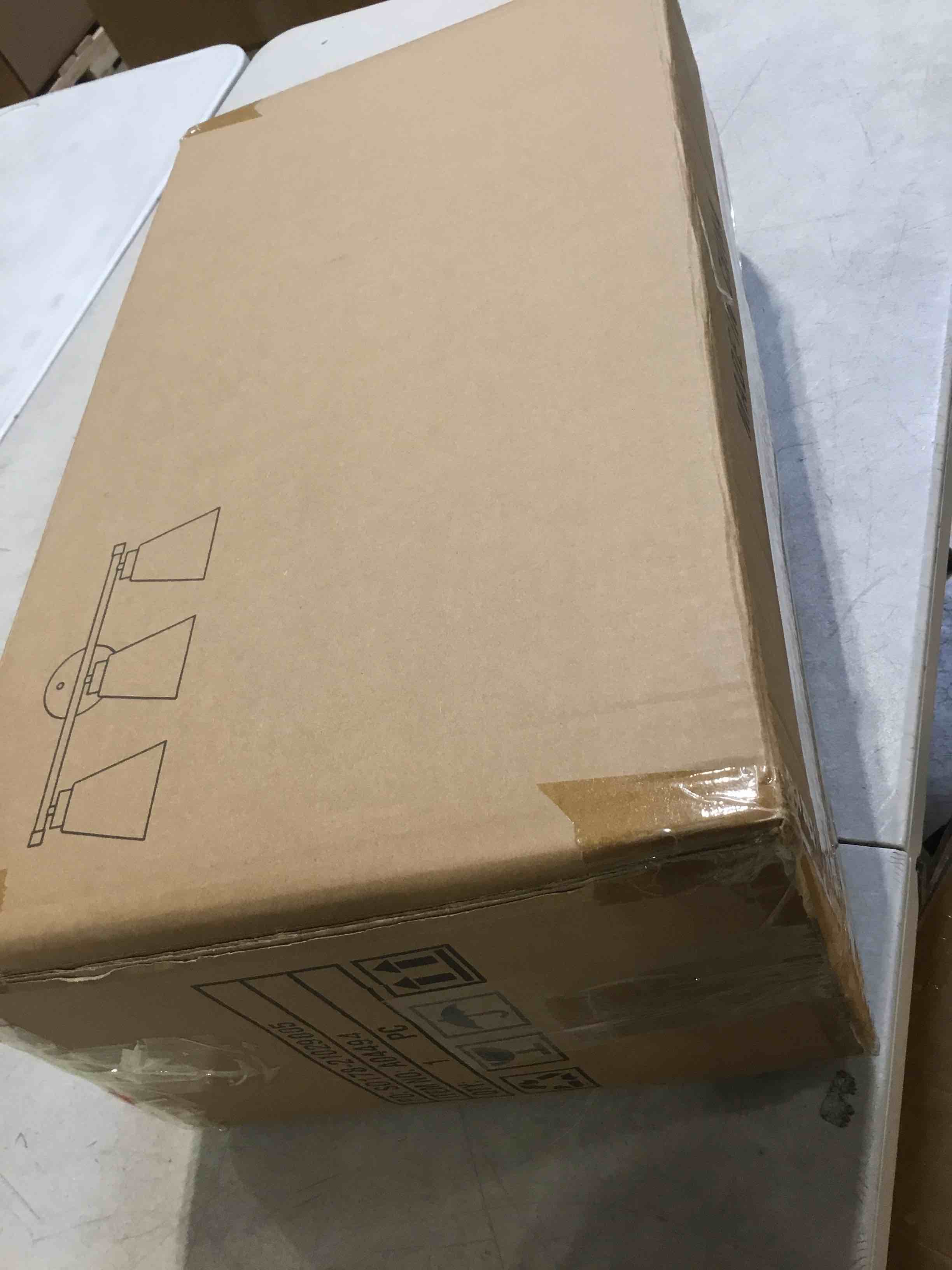 https://s3.amazonaws.com/lotting-images-prod/bidfta/PPE1743247_1746726218071.jpeg