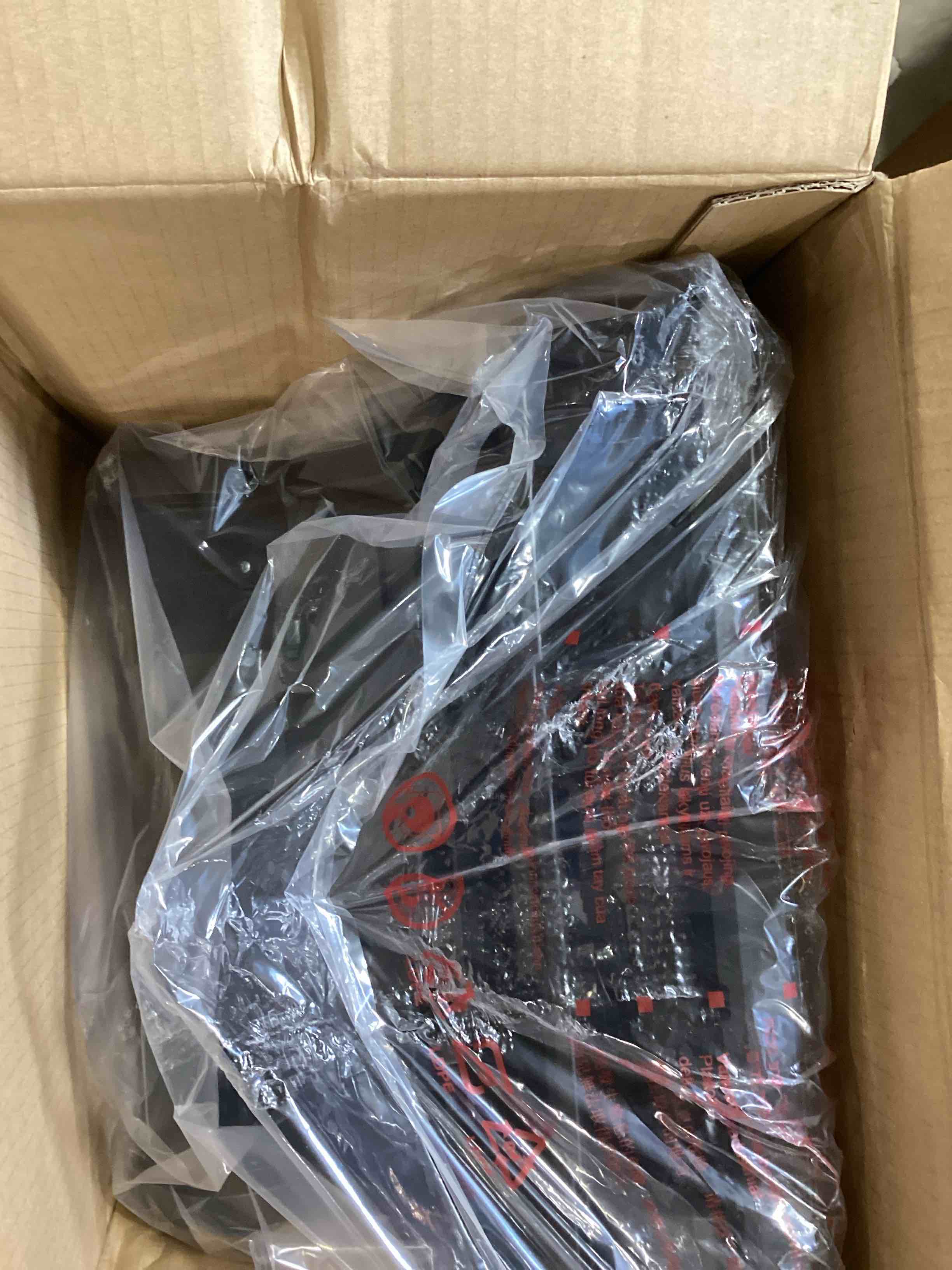 https://s3.amazonaws.com/lotting-images-prod/bidfta/PPE1743353_1746808143034.jpeg