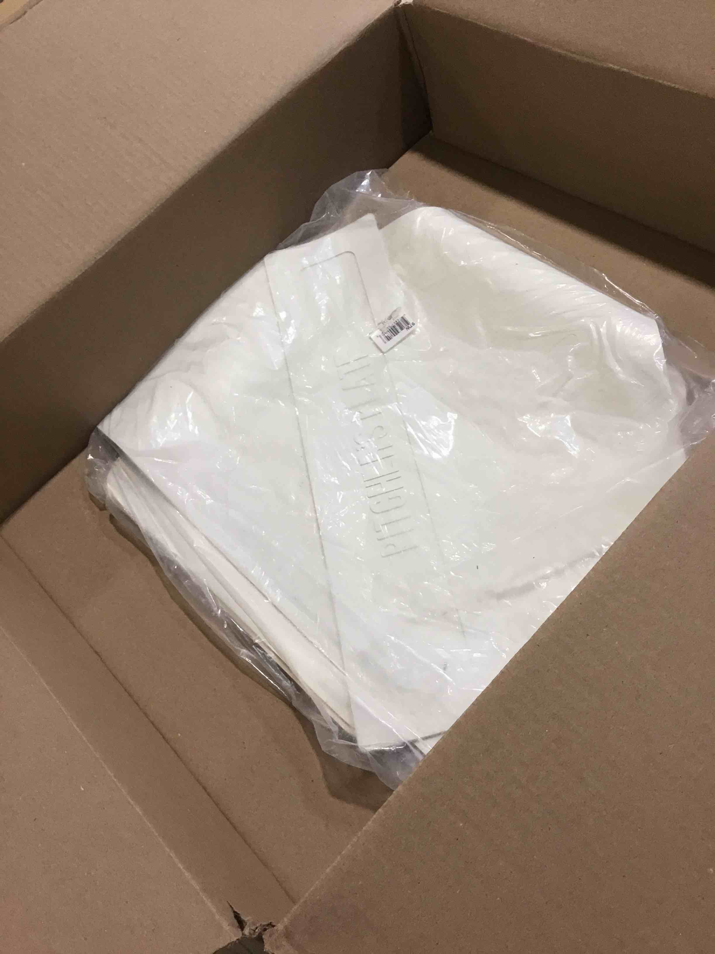 https://s3.amazonaws.com/lotting-images-prod/bidfta/PPE1743507_1747074788360.jpeg