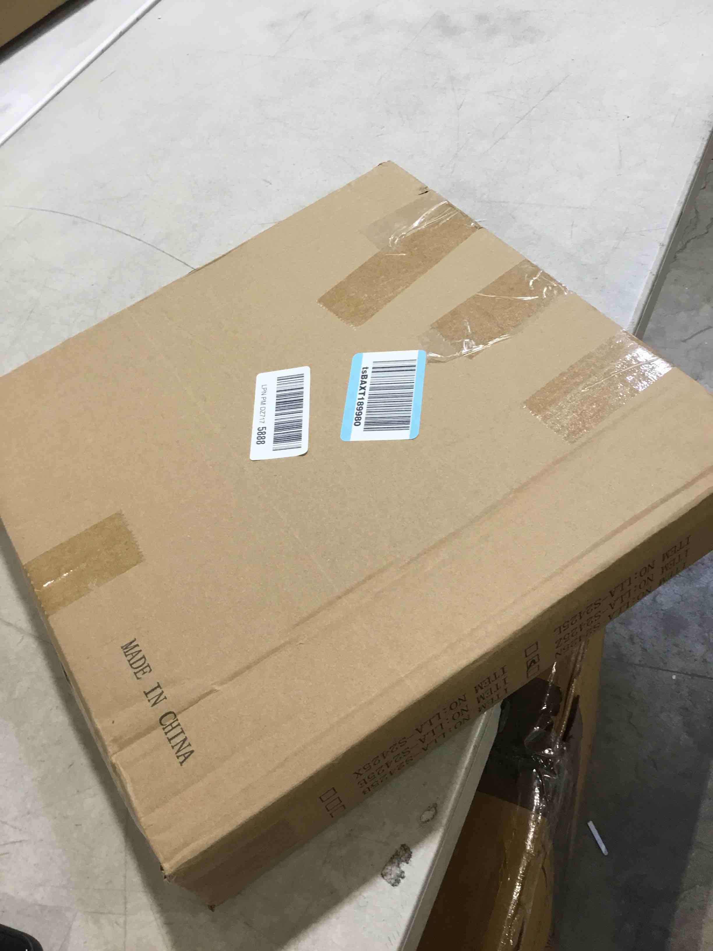 https://s3.amazonaws.com/lotting-images-prod/bidfta/PPE1743513_1747075595186.jpeg