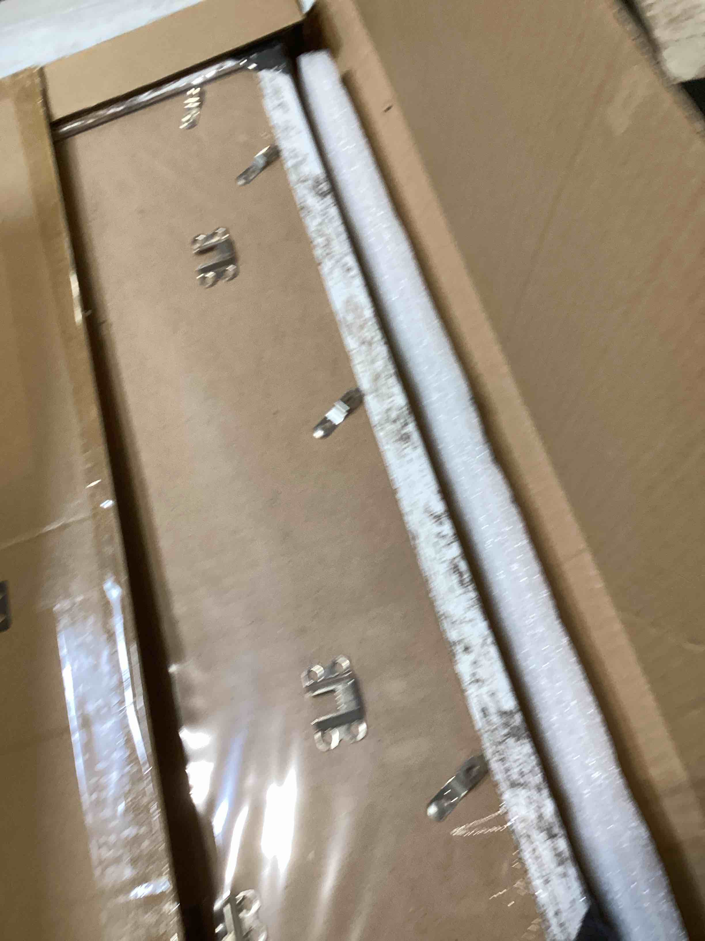 https://s3.amazonaws.com/lotting-images-prod/bidfta/PPE1743624_1747337036023.jpeg