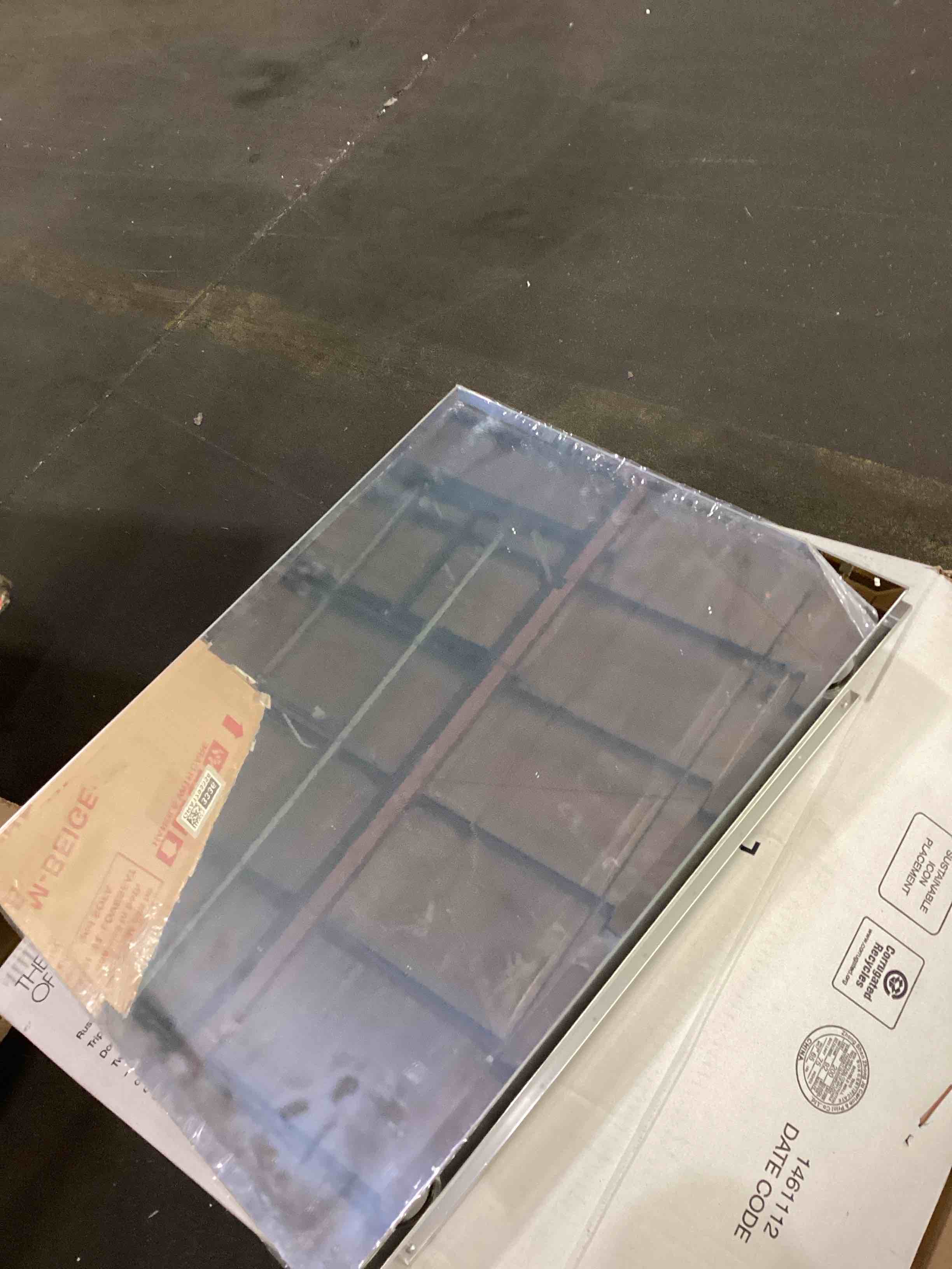 https://s3.amazonaws.com/lotting-images-prod/bidfta/PPE1746457_1749669223678.jpeg