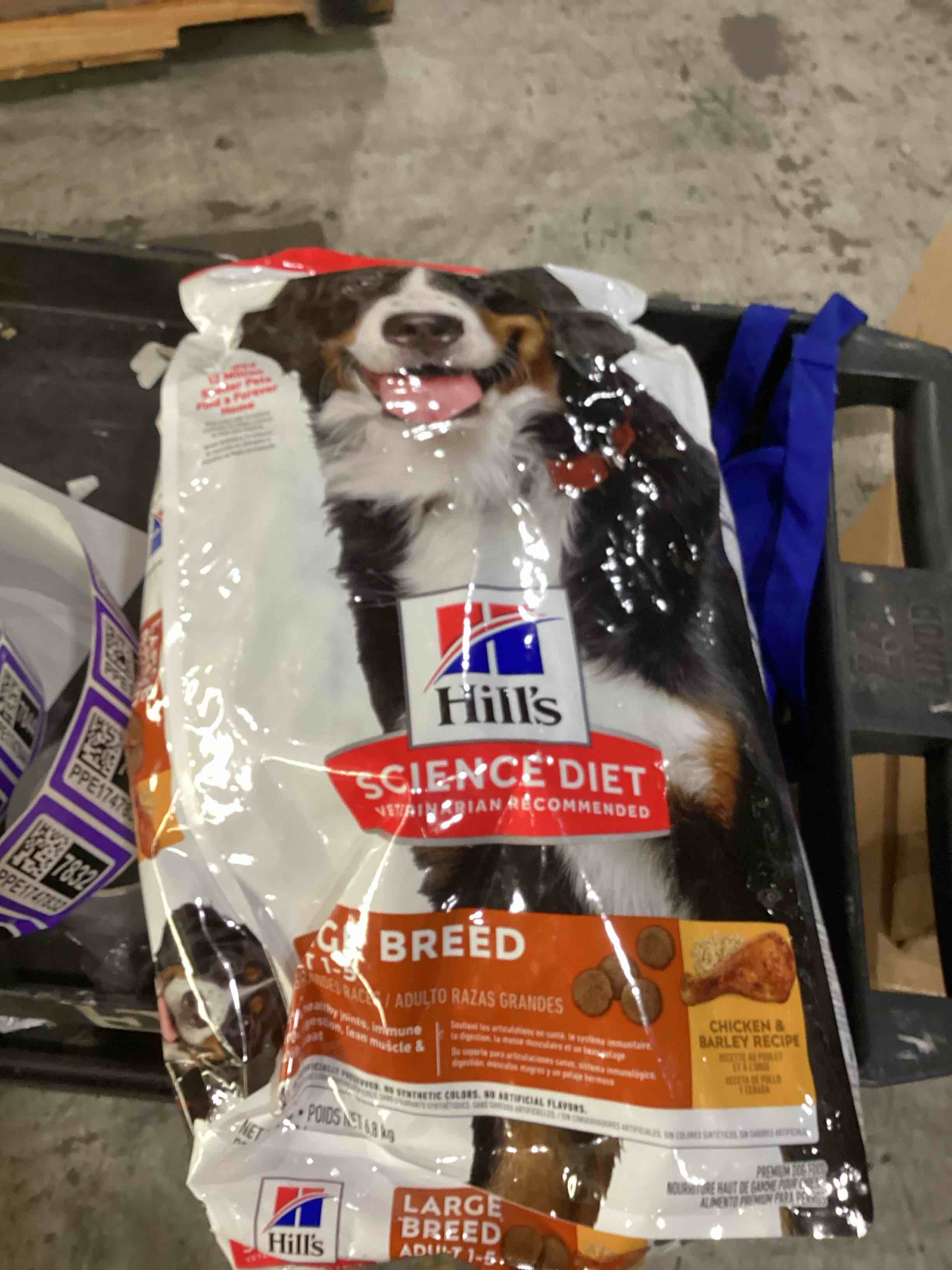 Hill's Science Diet Large Breed, Adult 1-5, Large Breed Premium Nutrition, Dry Dog Food, Chicken & Barley, 15 lb Bag